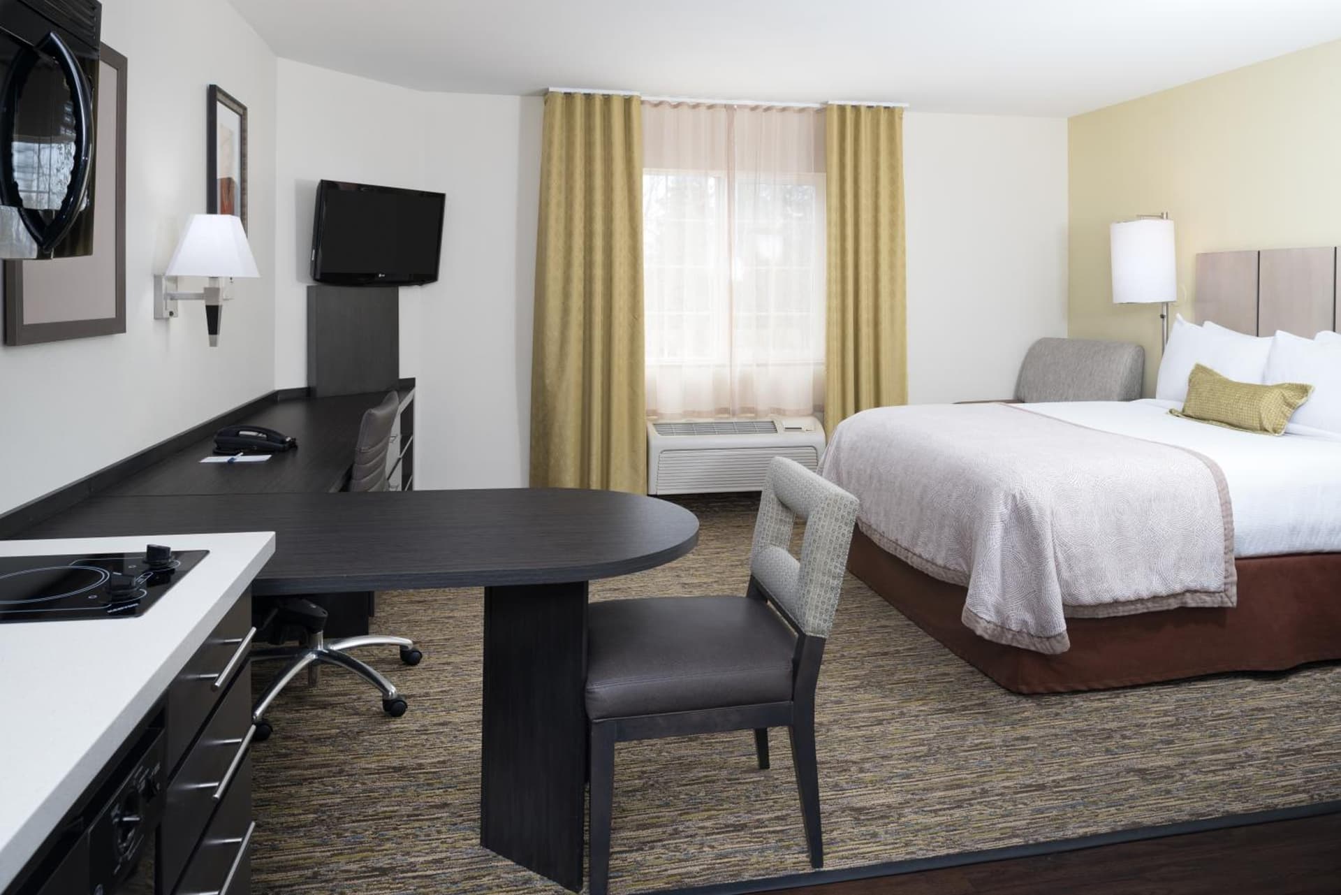 Candlewood Suites Olympia - Lacey by IHG interior in Lacey, WA — gallery photo 2