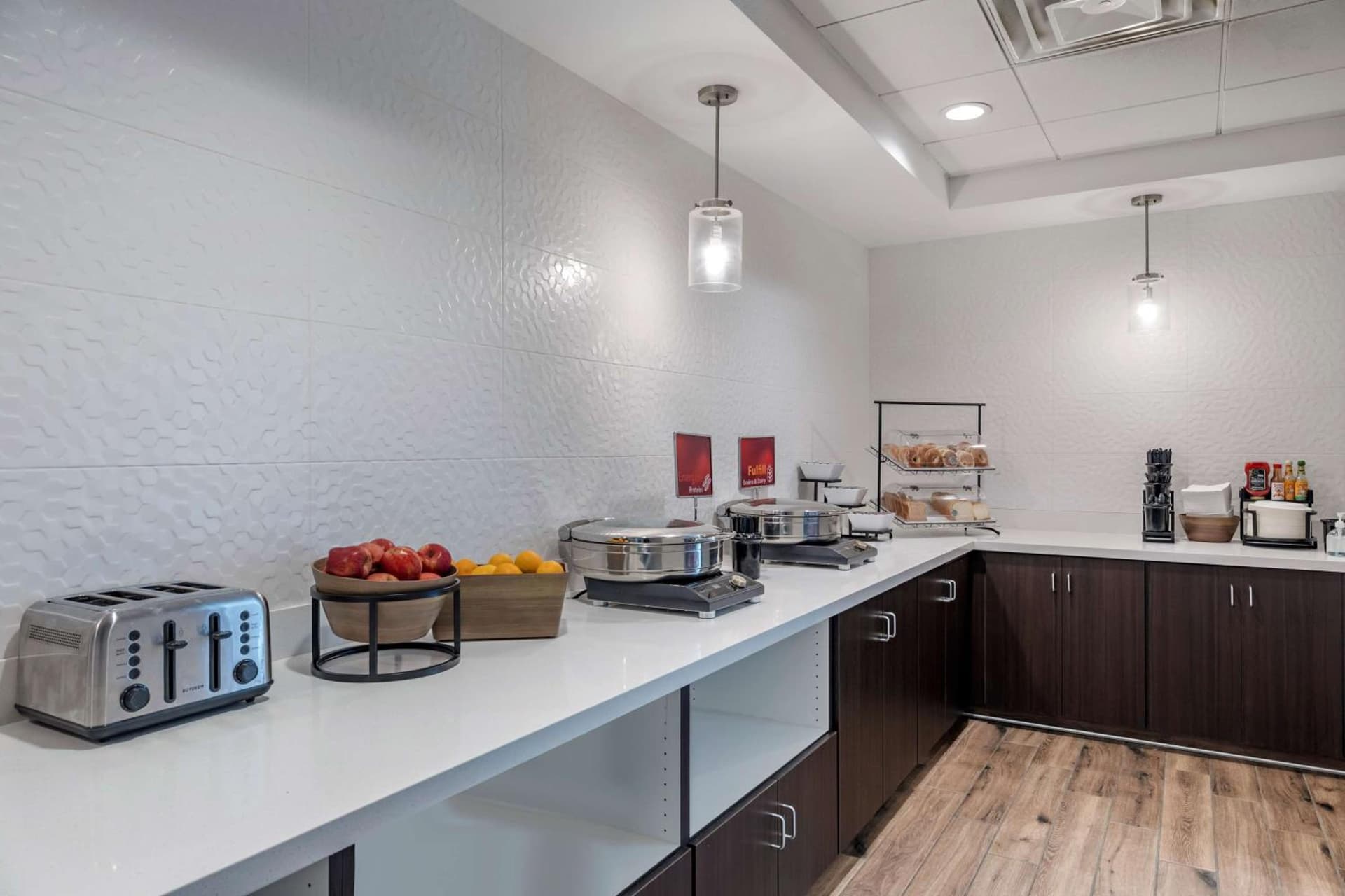 Best Western Plus Coachella Valley Inn & Suites gallery photo in Cathedral City, CA — image 7