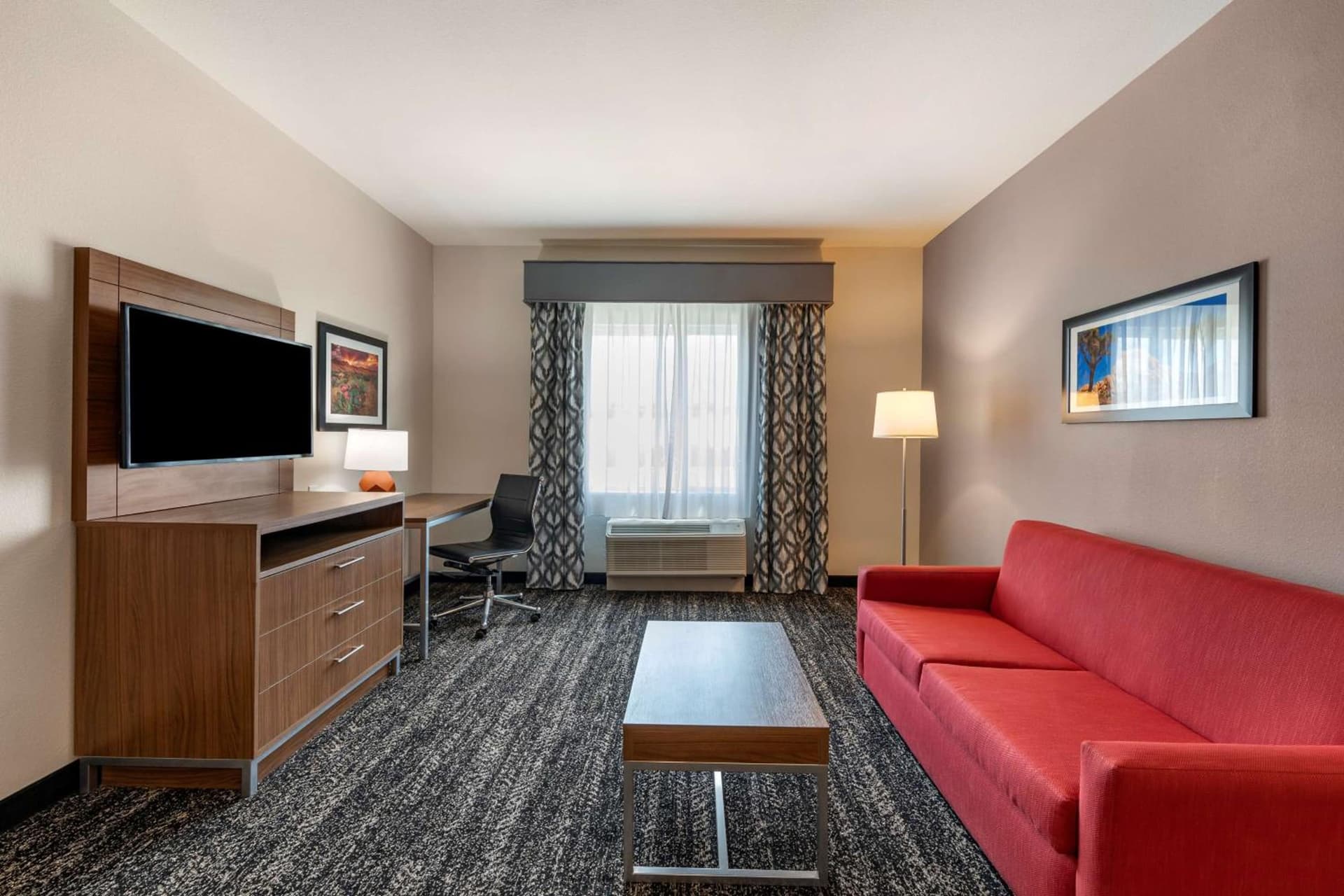 Best Western Plus Coachella Valley Inn & Suites gallery photo in Cathedral City, CA — image 6