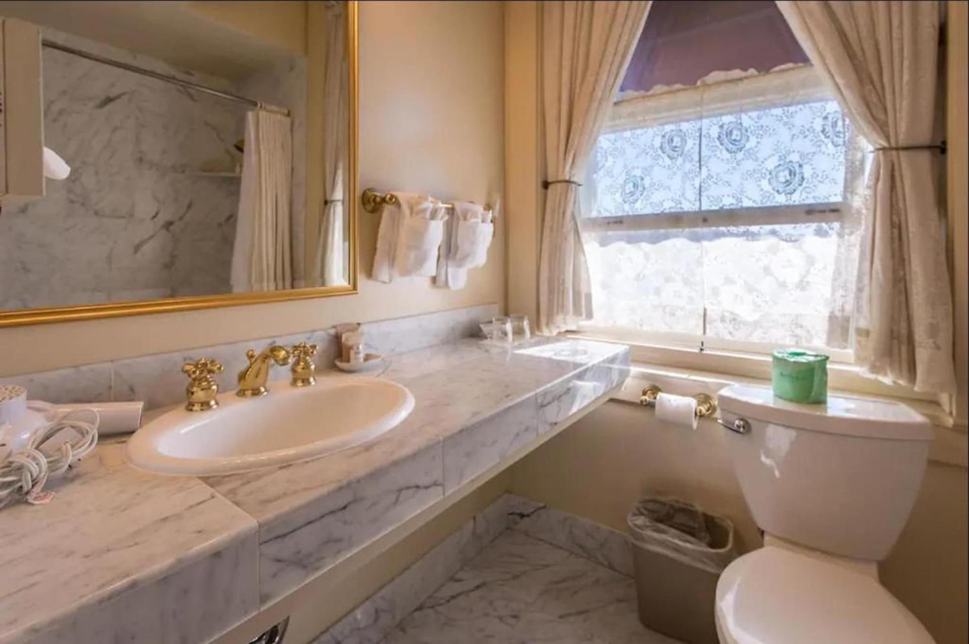 Hotel La Rose gallery photo in Santa Rosa, CA — image 37