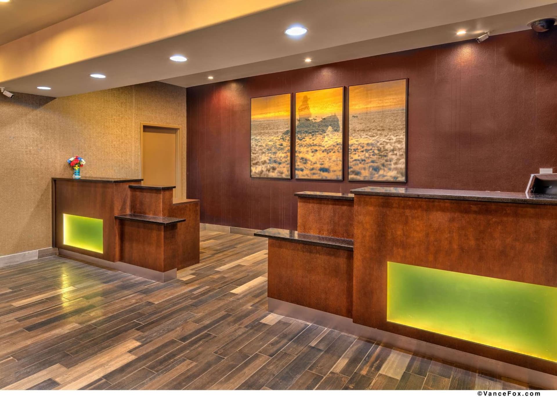 SureStay Hotel by Best Western Lovelock property views in Lovelock, NV — gallery photo 3