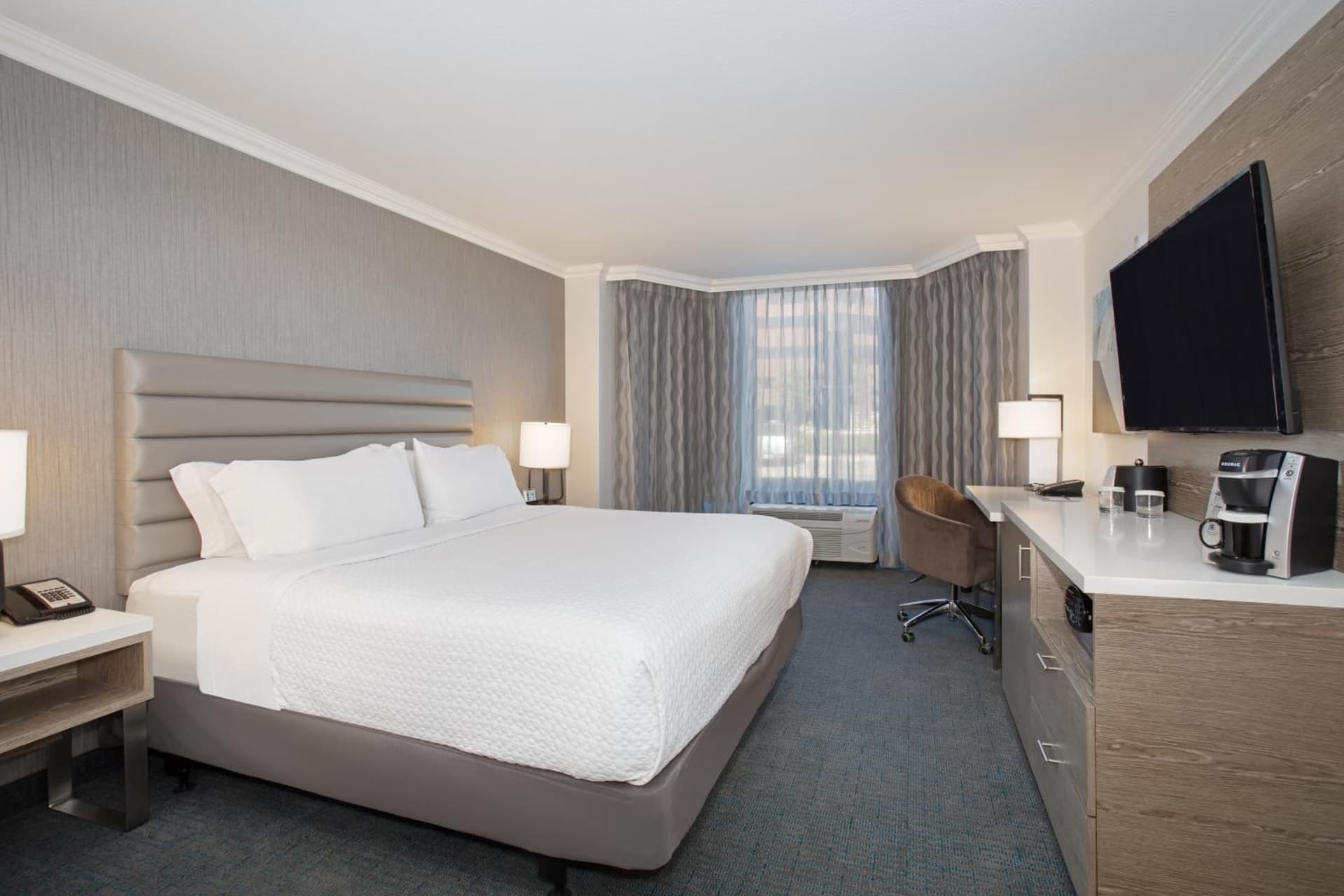 Crowne Plaza Costa Mesa Orange County by IHG gallery photo in Costa Mesa, CA — image 43