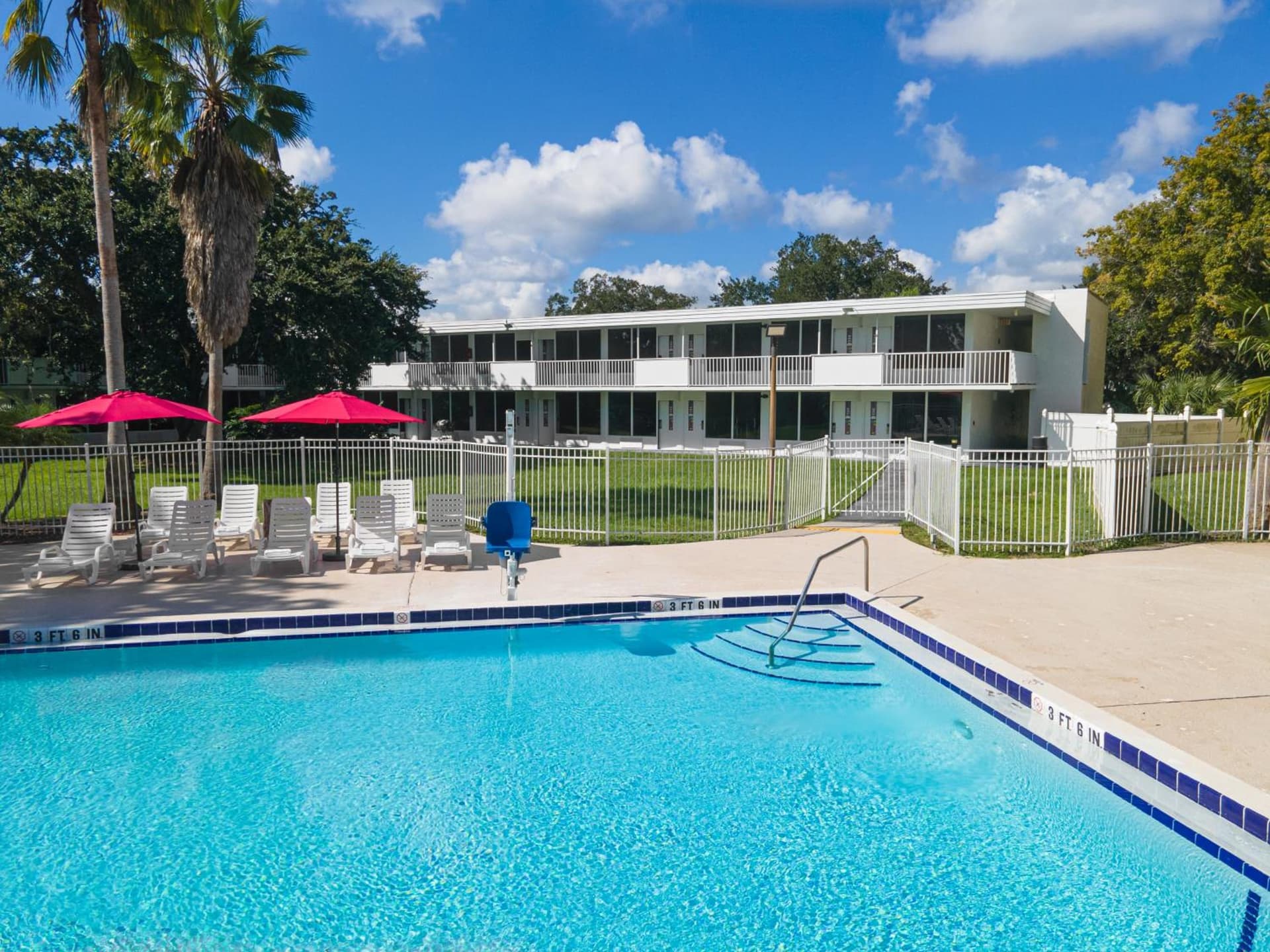 Baymont by Wyndham Orlando Lake Buena Vista South gallery photo in Kissimmee, FL — image 59
