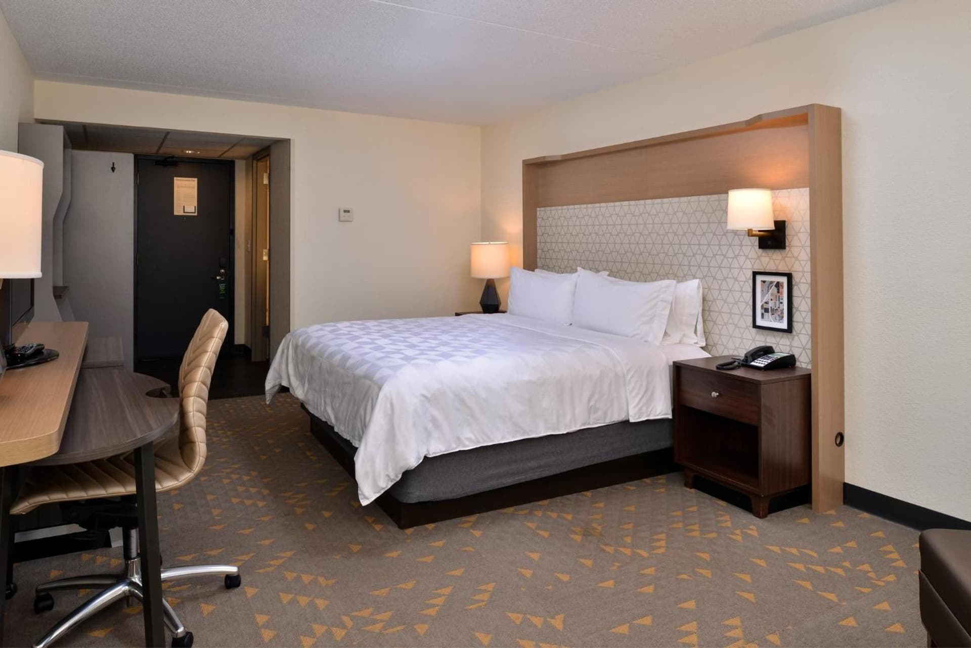 Holiday Inn Hotel & Suites Overland Park-Convention Center by IHG gallery photo in Overland Park, KS — image 36