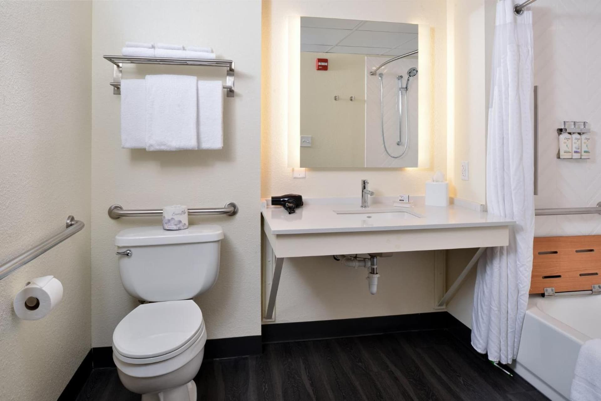 Holiday Inn Hotel & Suites Overland Park-Convention Center by IHG gallery photo in Overland Park, KS — image 48