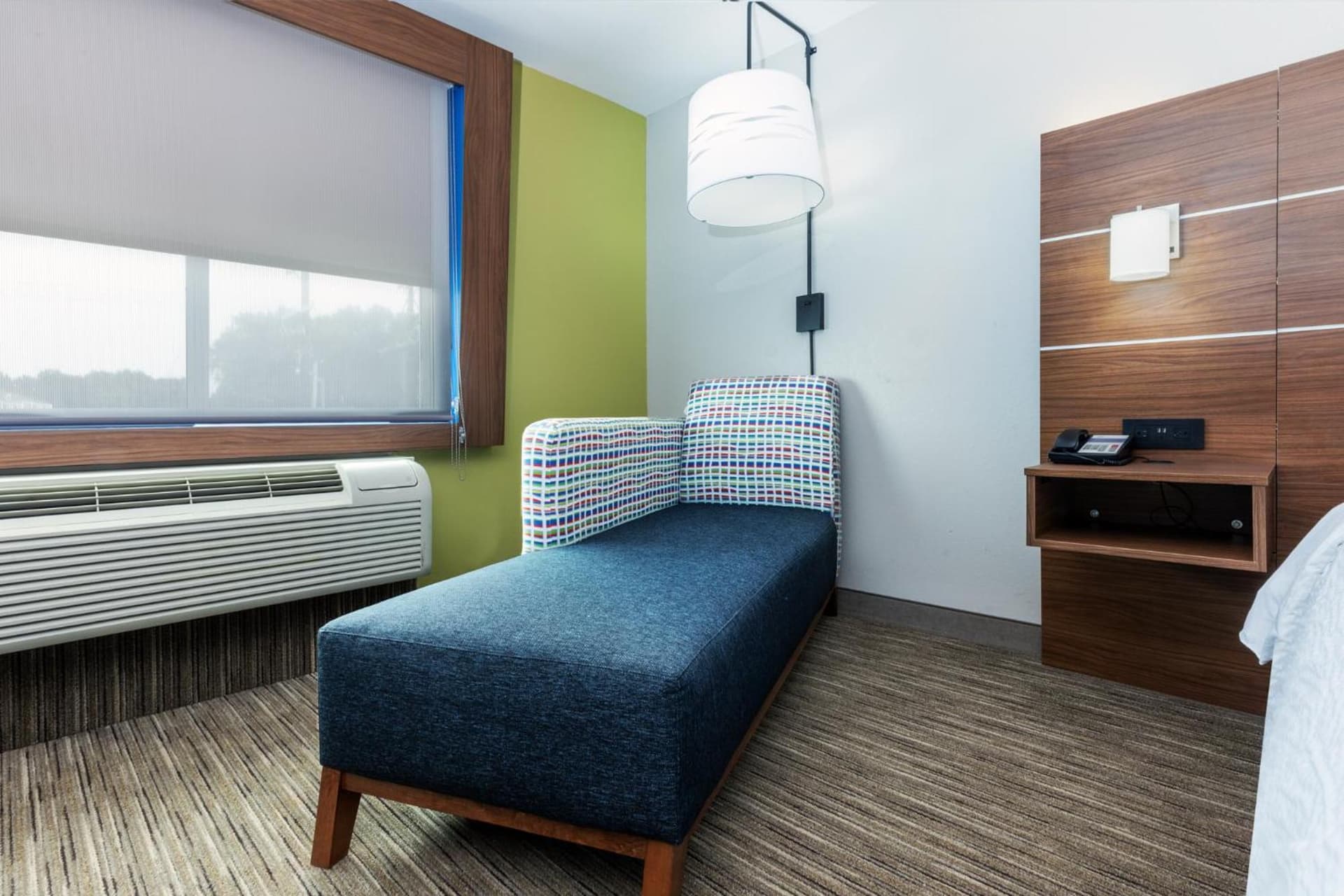 Holiday Inn Express & Suites Lafayette South by IHG gallery photo in Lafayette, LA — image 67