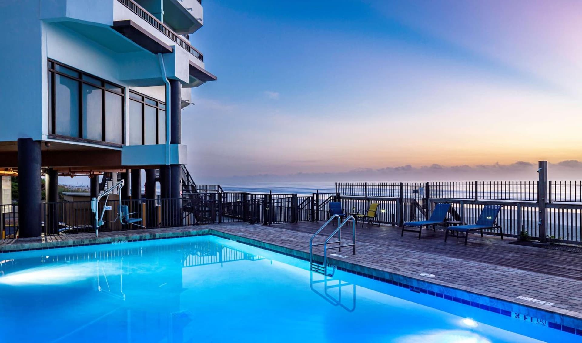 Best Western New Smyrna Beach Hotel & Suites interior in New Smyrna Beach, FL — gallery photo 2