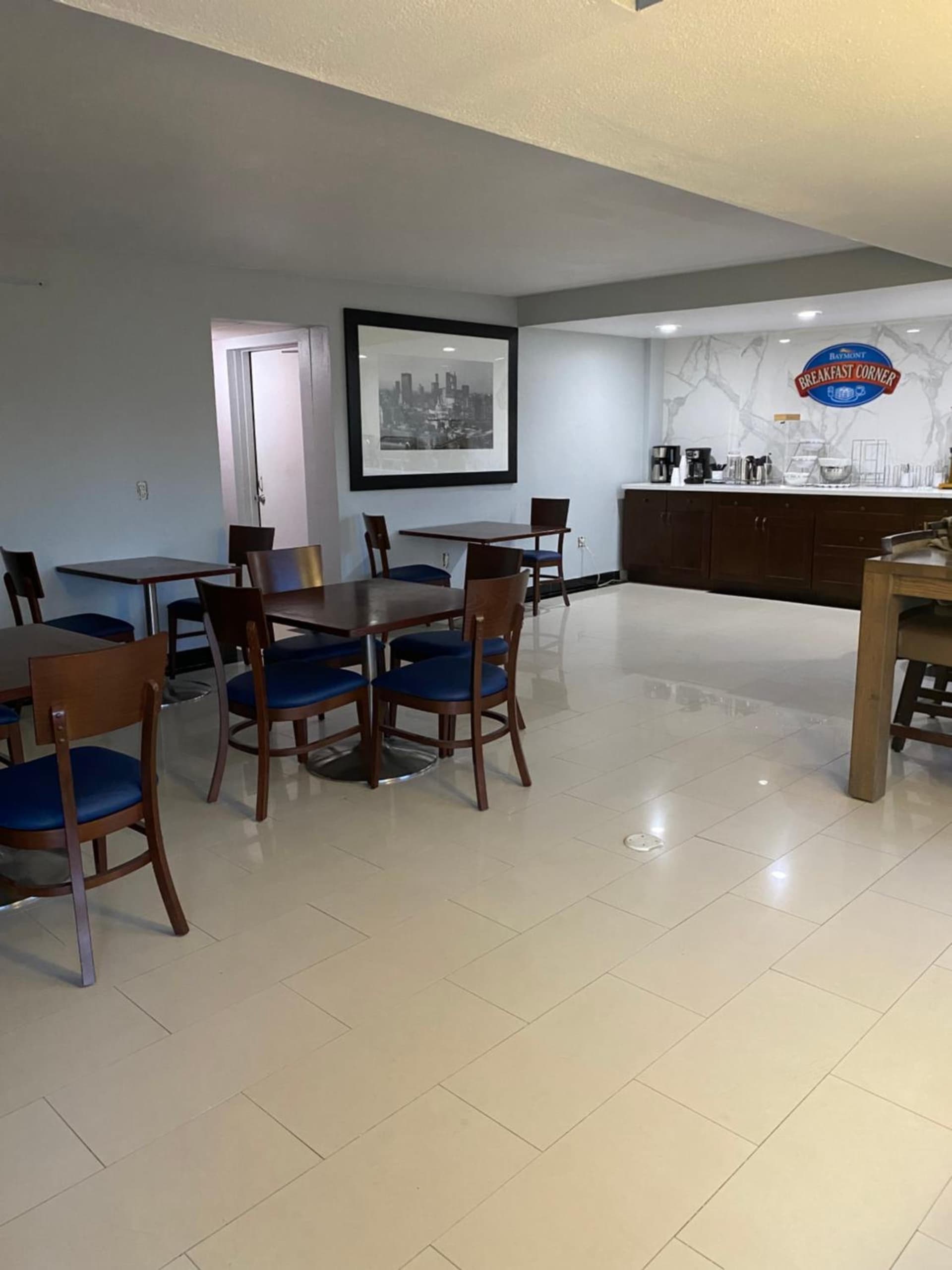 Baymont Inn by Wyndham Odessa University Area gallery photo in Odessa, TX — image 24