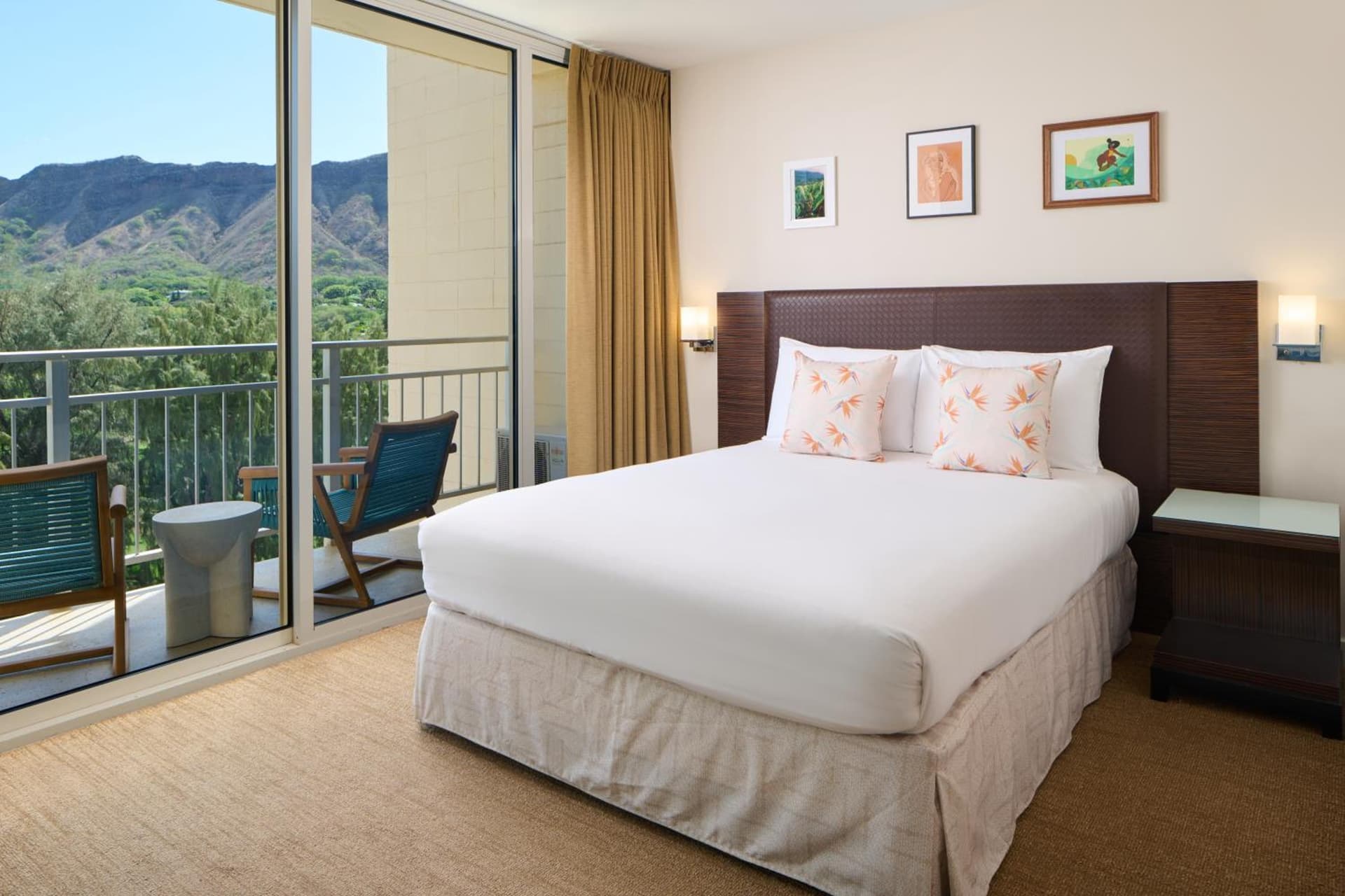 Kaimana Beach Hotel gallery photo in Honolulu, HI — image 38