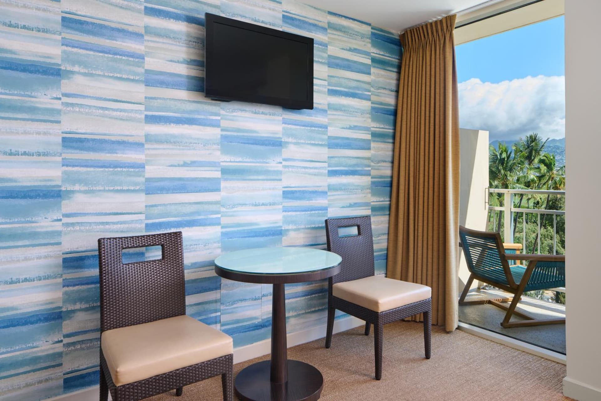 Kaimana Beach Hotel gallery photo in Honolulu, HI — image 24