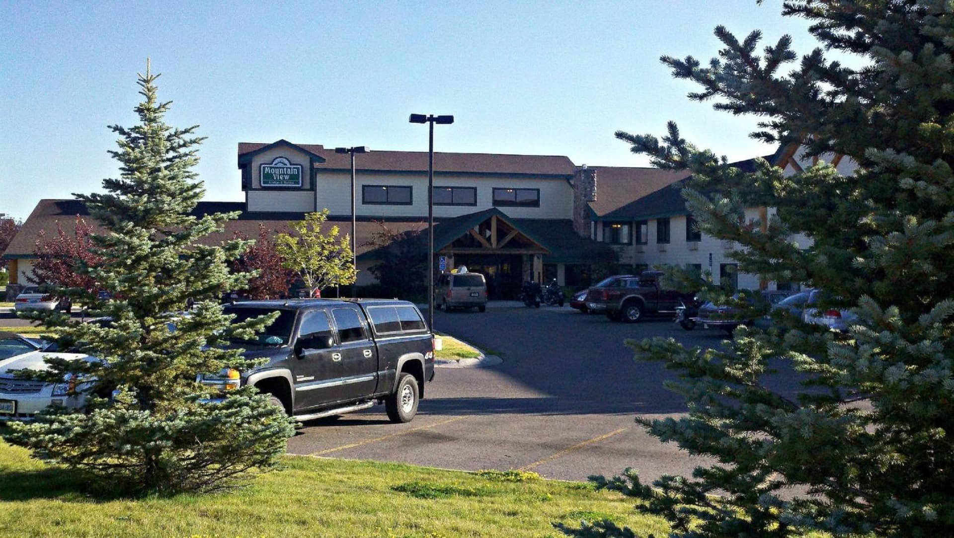 MountainView Lodge and Suites featured exterior or lobby in Bozeman, MT — similar hotel