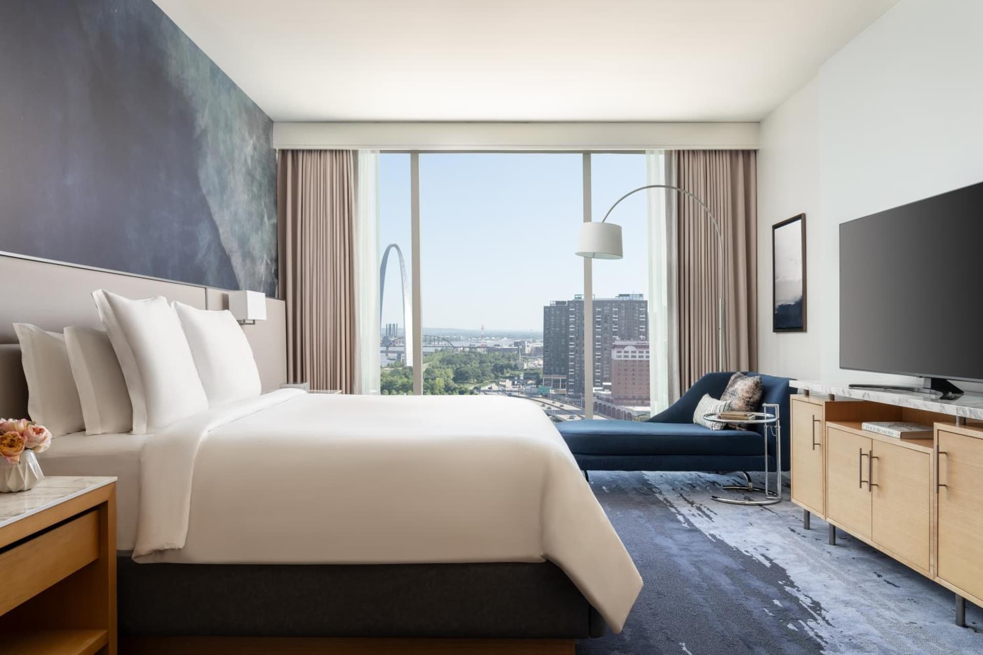 Four Seasons St. Louis gallery photo in Saint Louis, MO — image 30