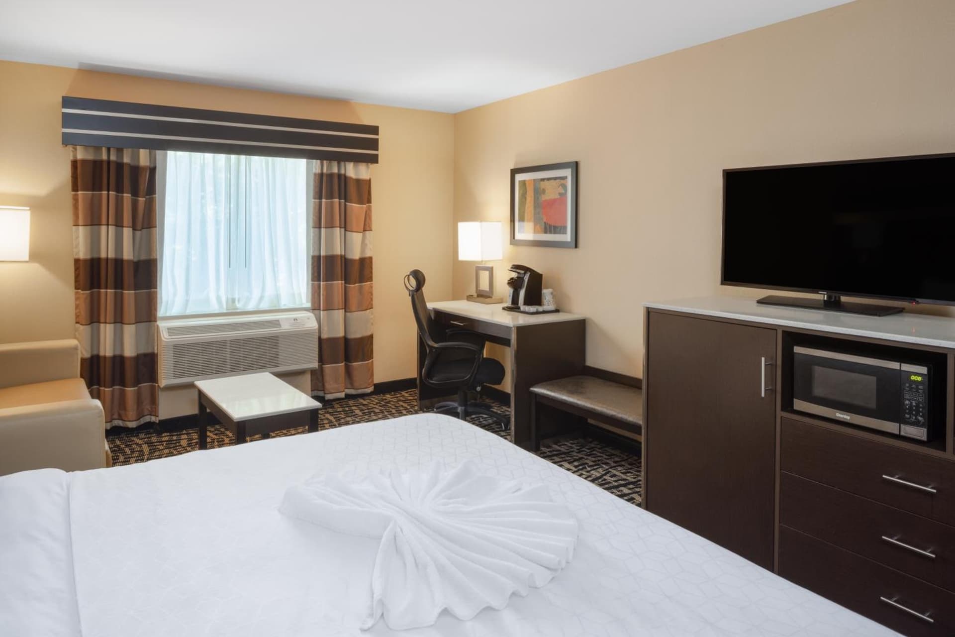 Holiday Inn Poughkeepsie by IHG gallery photo in Poughkeepsie, NY — image 49
