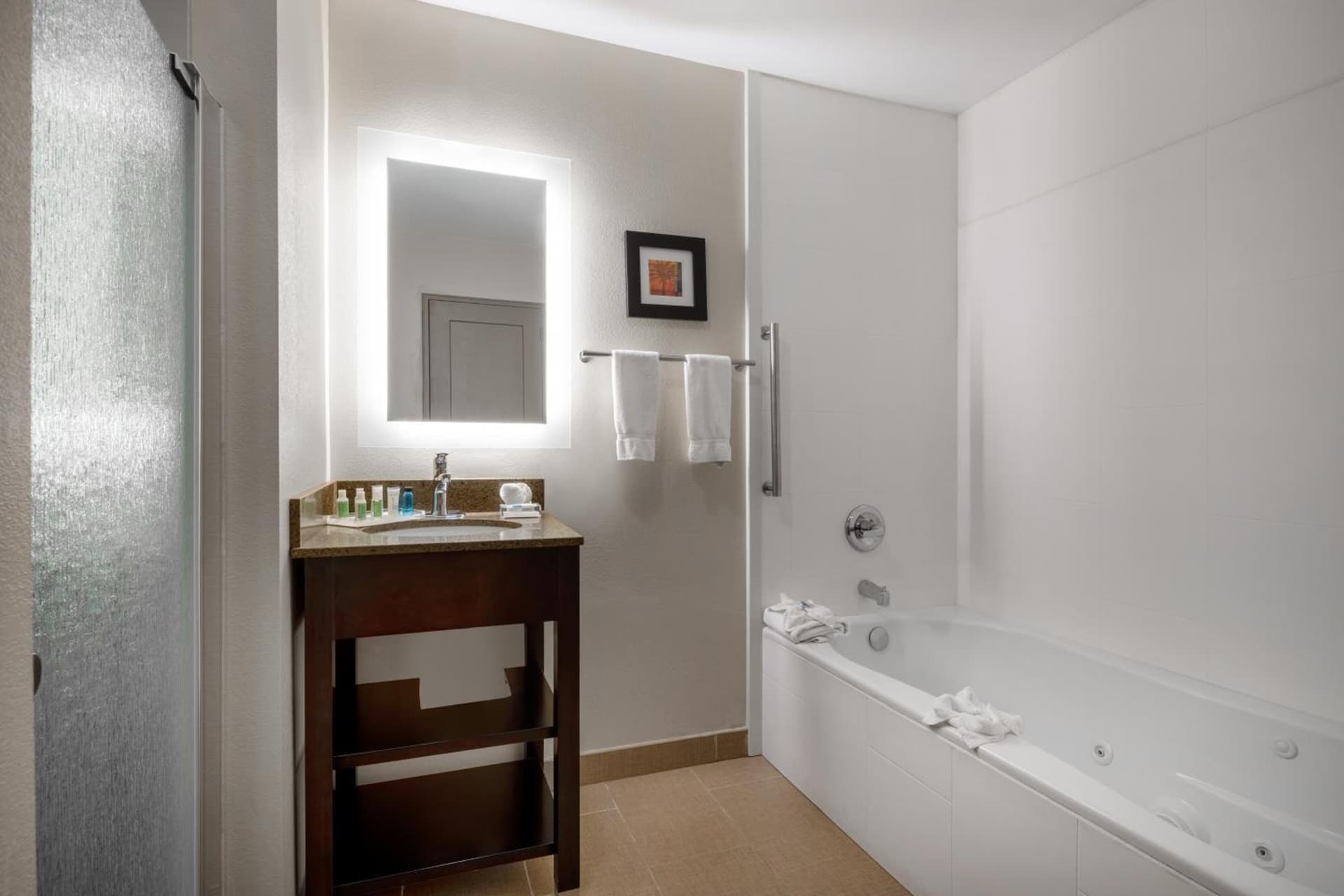 Holiday Inn Poughkeepsie by IHG gallery photo in Poughkeepsie, NY — image 12