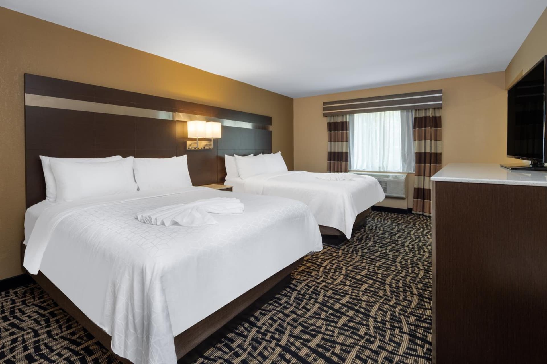 Holiday Inn Poughkeepsie by IHG gallery photo in Poughkeepsie, NY — image 25
