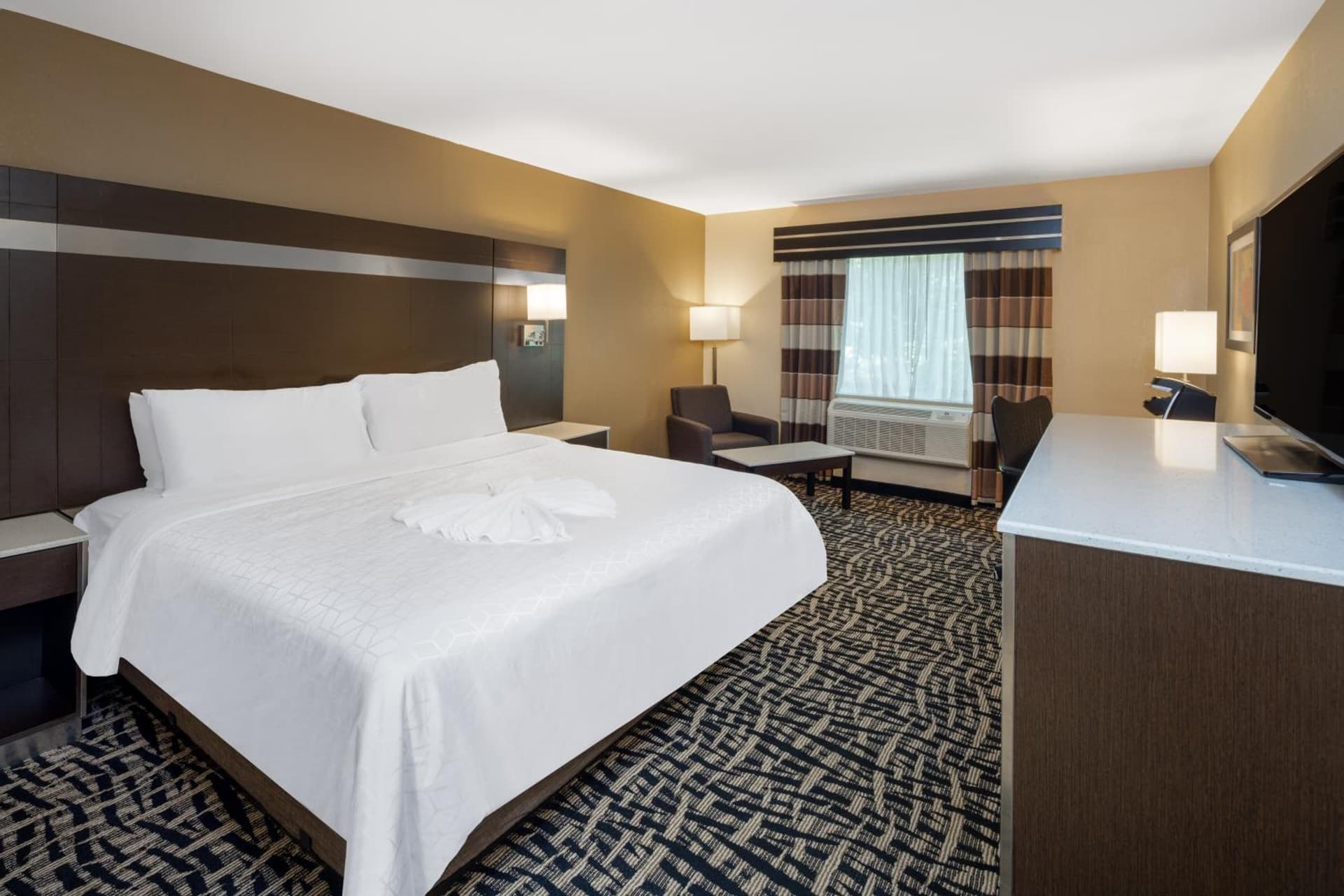 Holiday Inn Poughkeepsie by IHG gallery photo in Poughkeepsie, NY — image 42