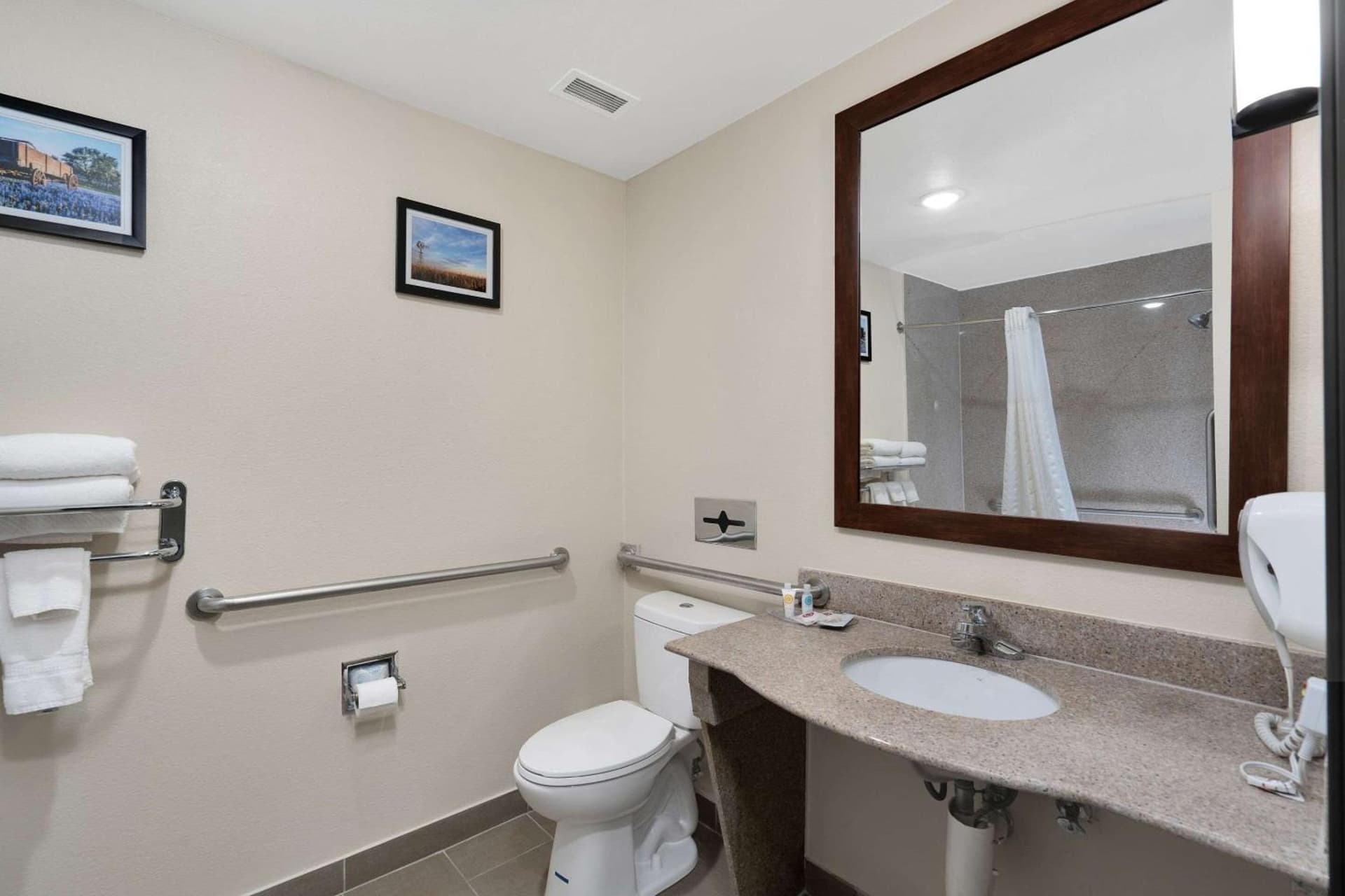 Comfort Suites University gallery photo in Abilene, TX — image 28