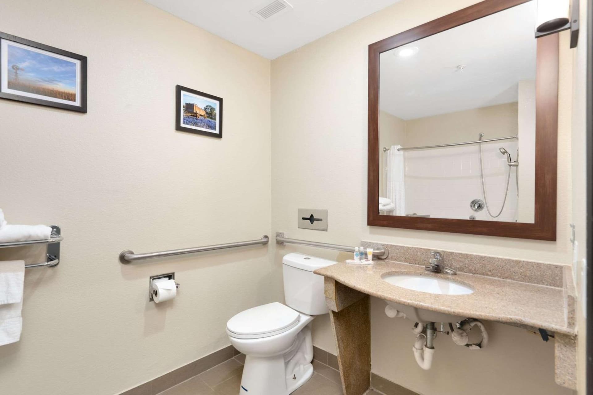 Comfort Suites University gallery photo in Abilene, TX — image 6