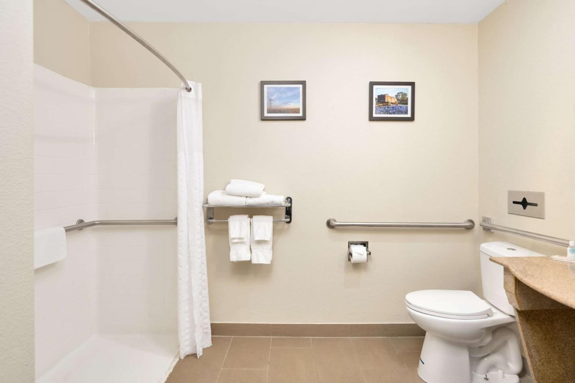 Comfort Suites University gallery photo in Abilene, TX — image 11