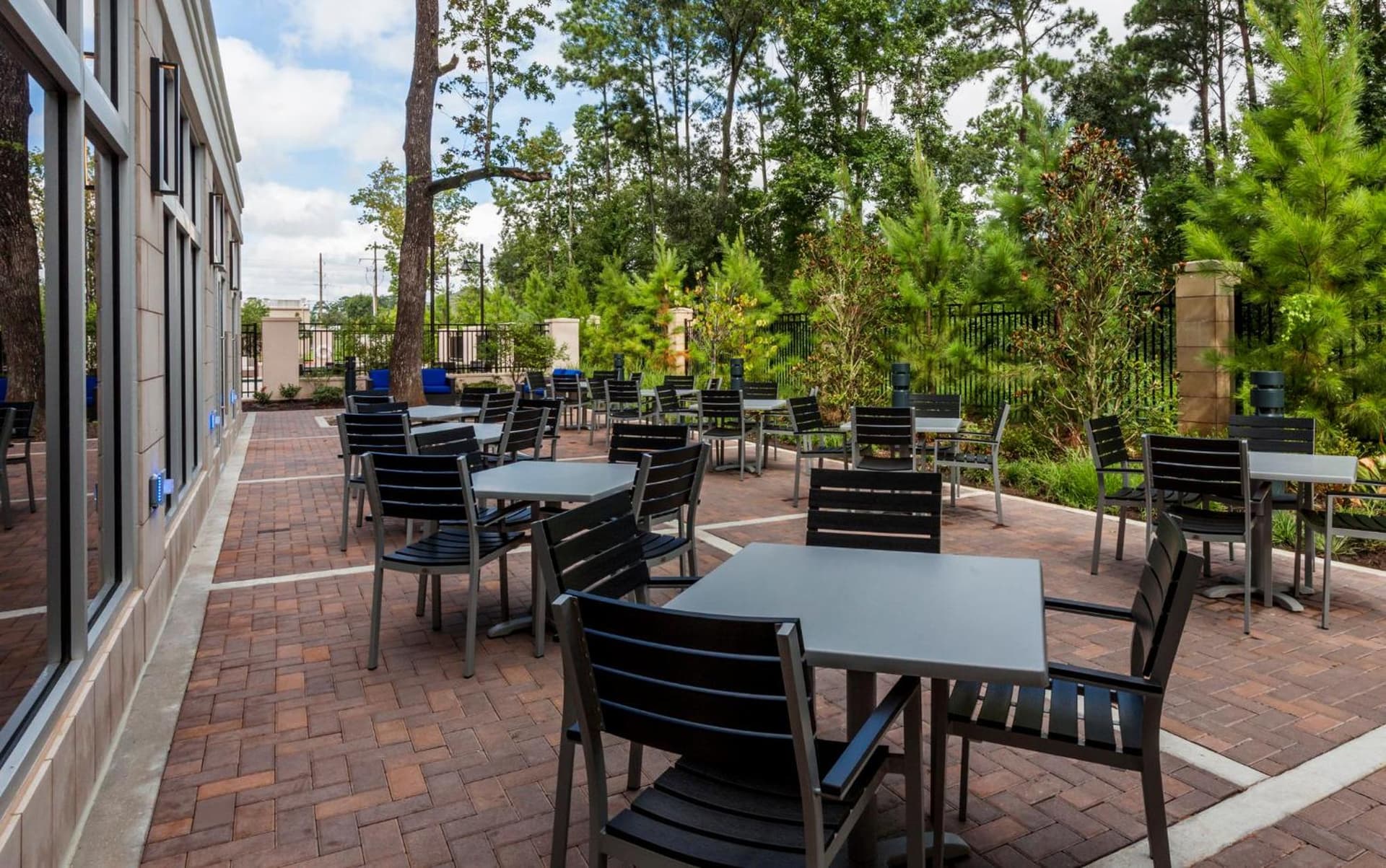 Crowne Plaza Shenandoah - Woodlands Area by IHG interior in The Woodlands, TX — gallery photo 2