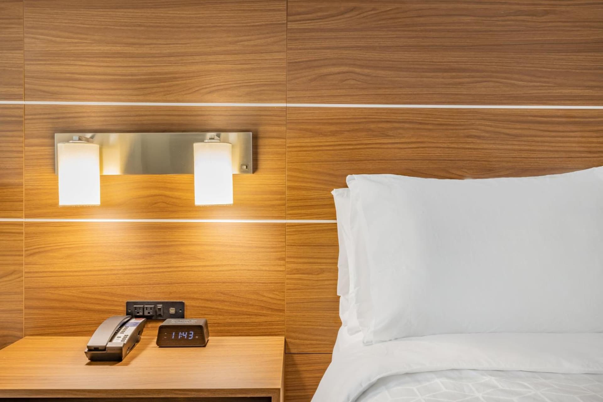 Holiday Inn Express & Suites - Lincoln Downtown by IHG gallery photo in Lincoln, NE — image 34