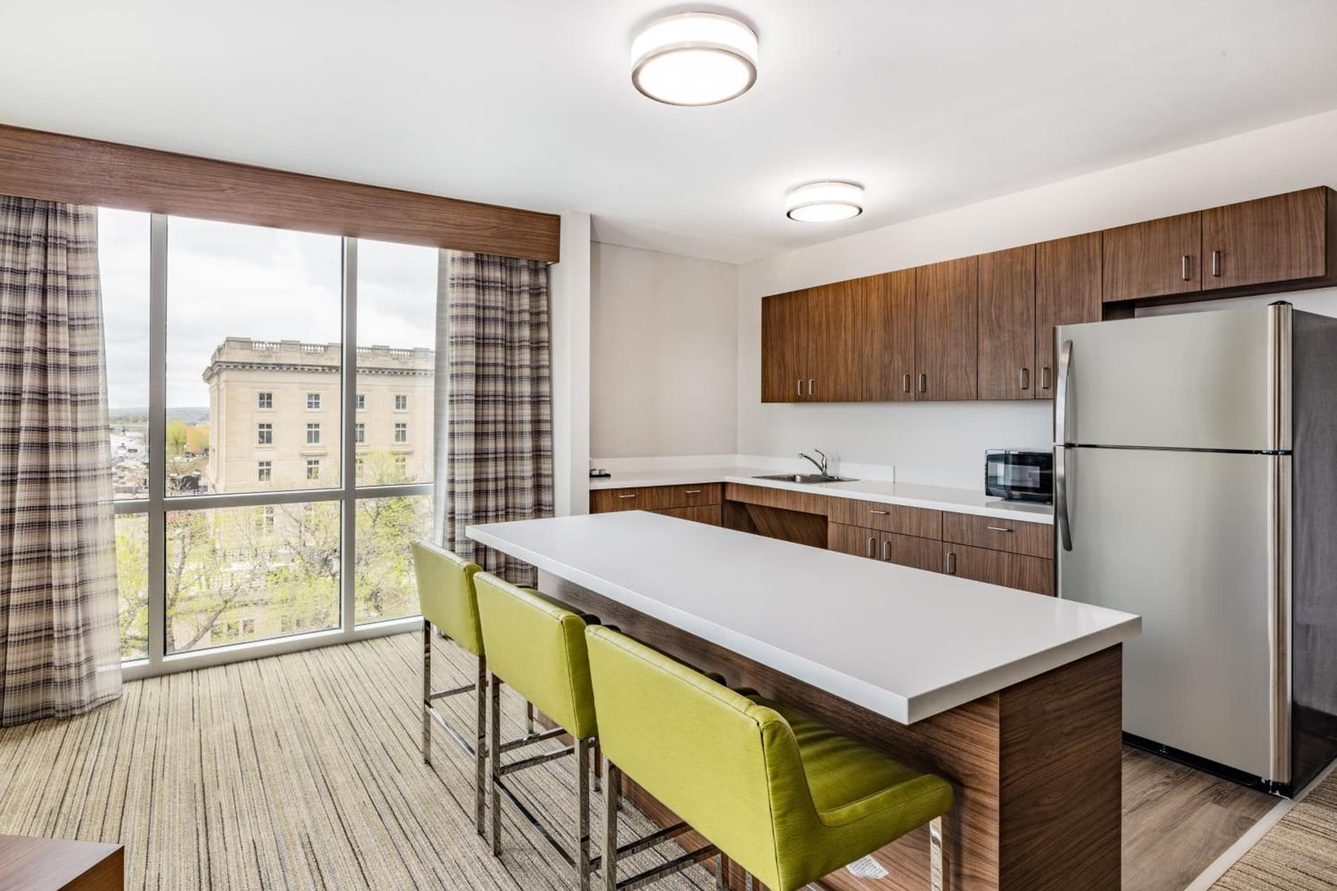 Holiday Inn Express & Suites - Lincoln Downtown by IHG gallery photo in Lincoln, NE — image 13