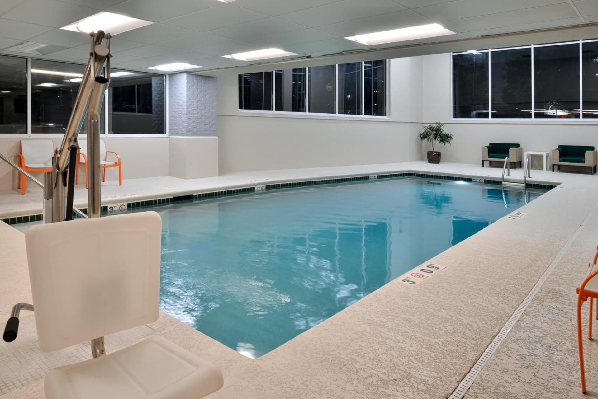 Holiday Inn Hotel & Suites Overland Park-Convention Center by IHG gallery photo in Overland Park, KS — image 56