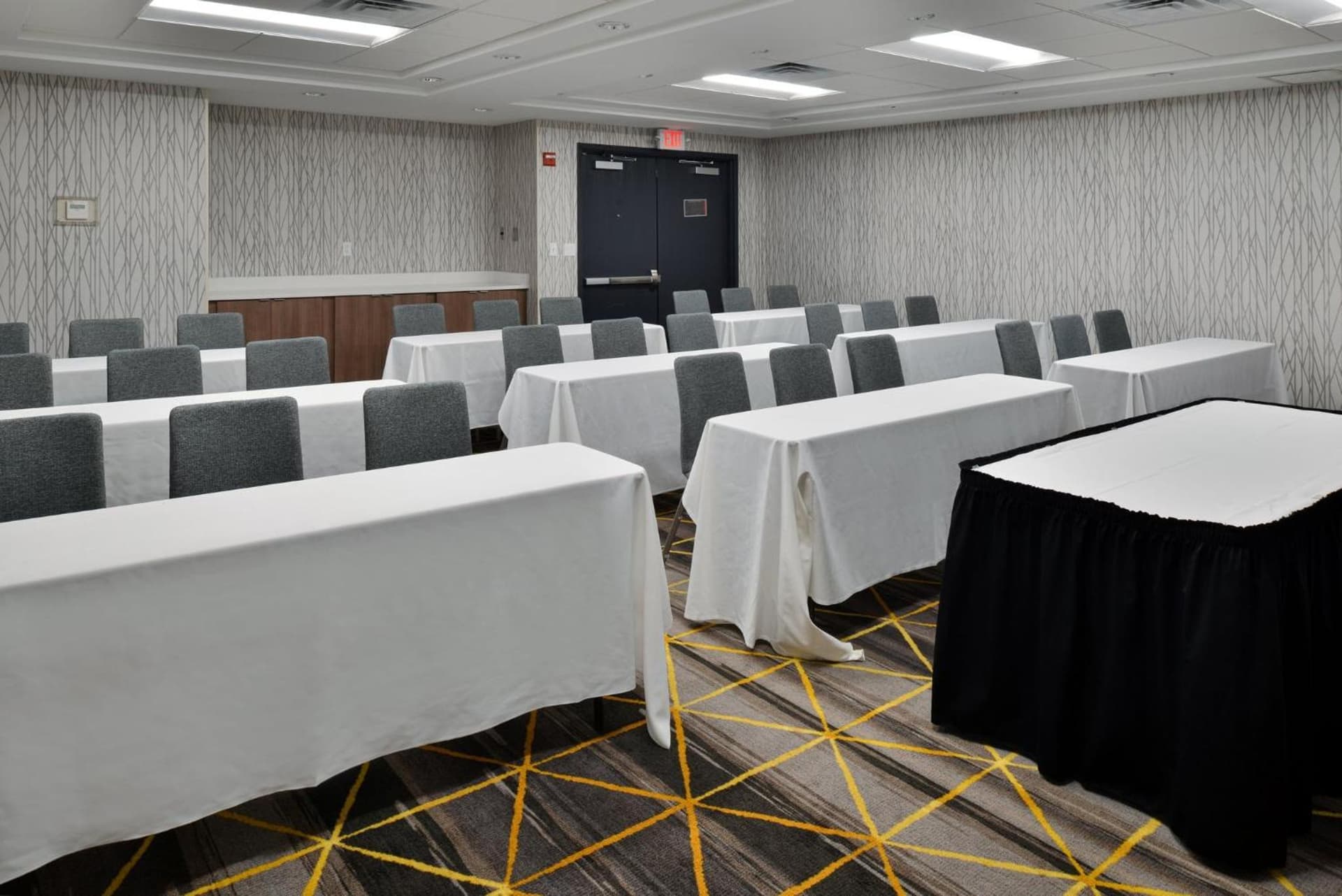 Holiday Inn Hotel & Suites Overland Park-Convention Center by IHG gallery photo in Overland Park, KS — image 21