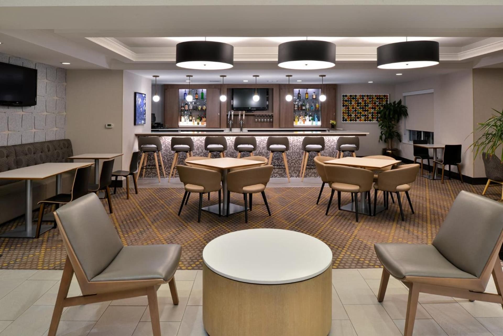 Holiday Inn Hotel & Suites Overland Park-Convention Center by IHG gallery photo in Overland Park, KS — image 17