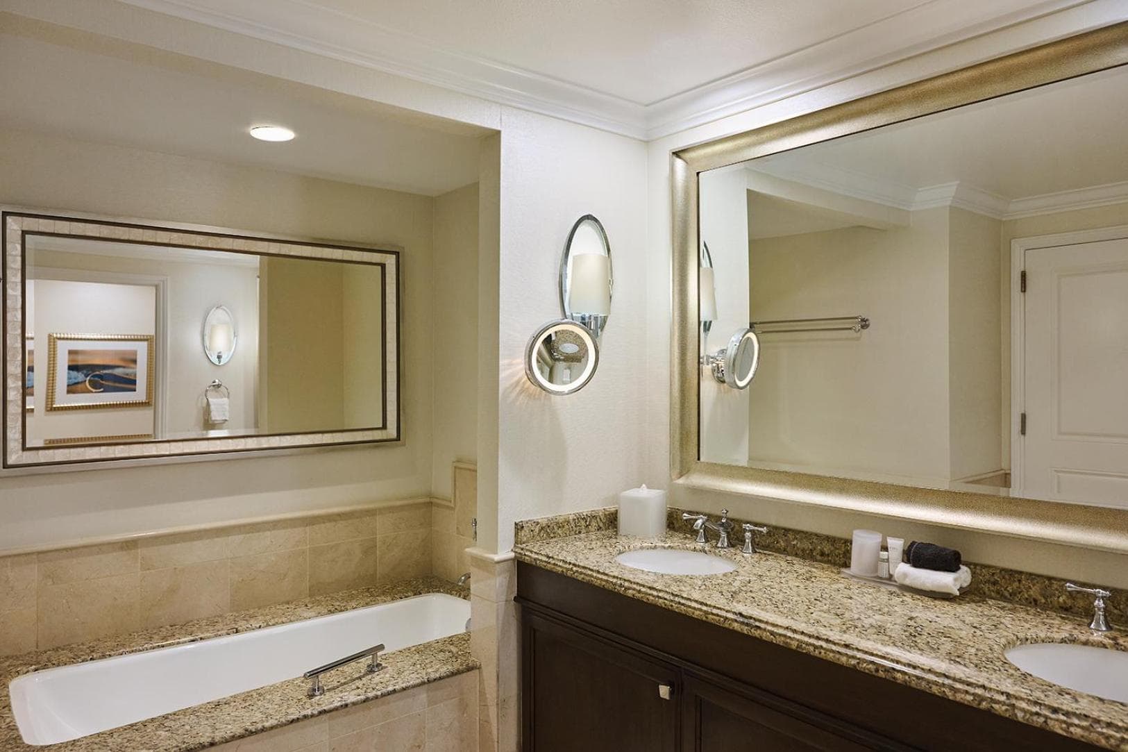 Balboa Bay Resort gallery photo in Newport Beach, CA — image 30