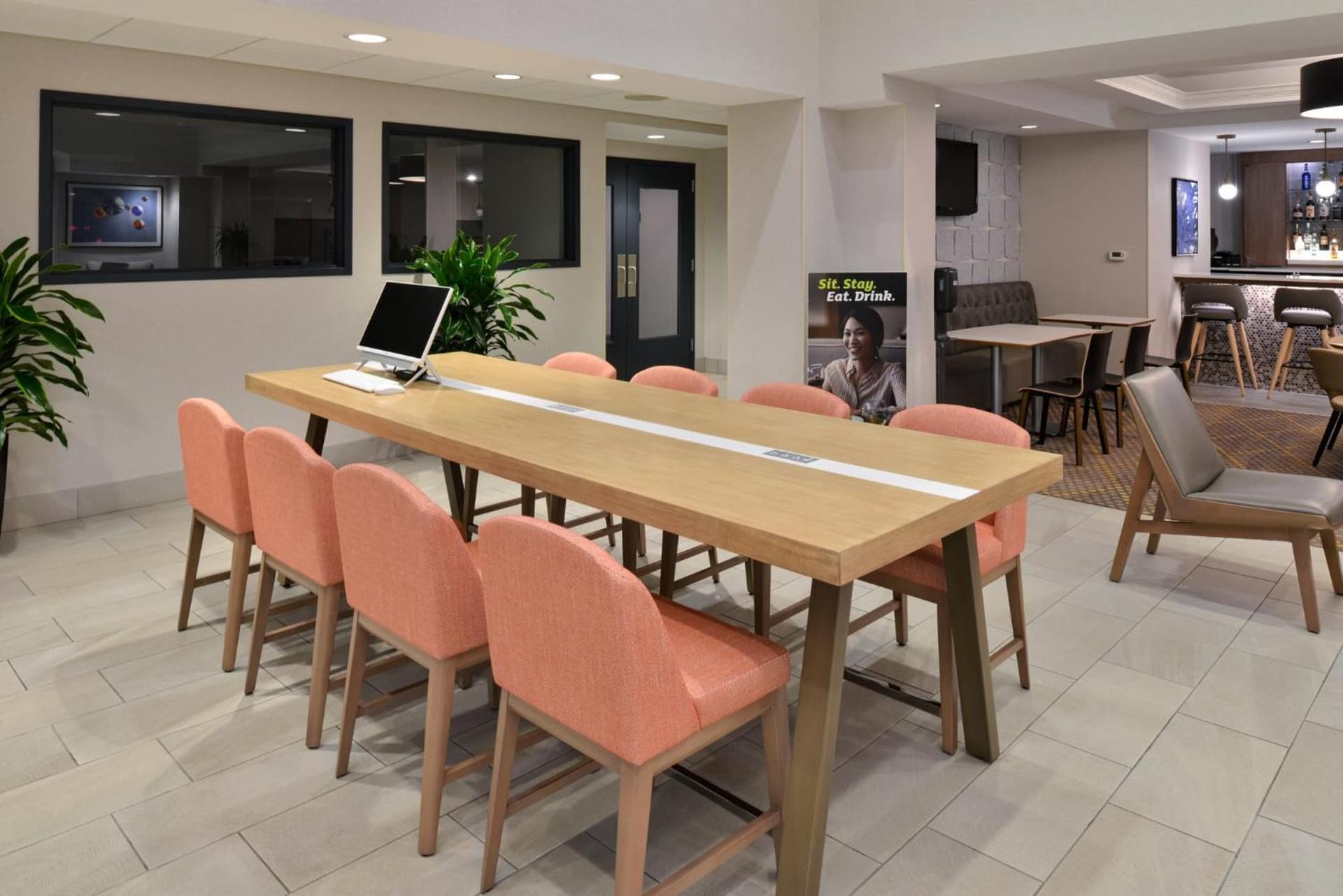 Holiday Inn Hotel & Suites Overland Park-Convention Center by IHG gallery photo in Overland Park, KS — image 65