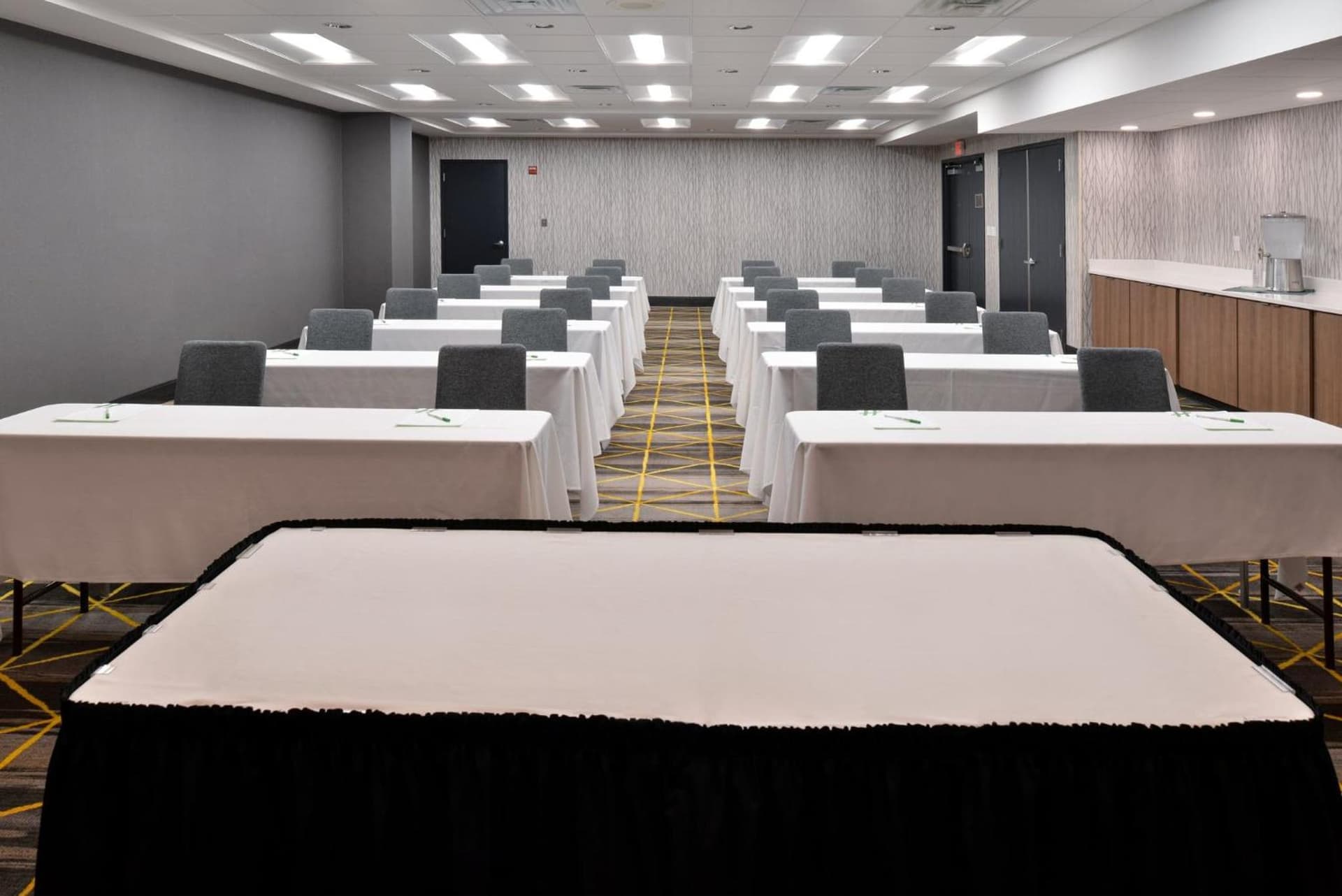 Holiday Inn Hotel & Suites Overland Park-Convention Center by IHG gallery photo in Overland Park, KS — image 41