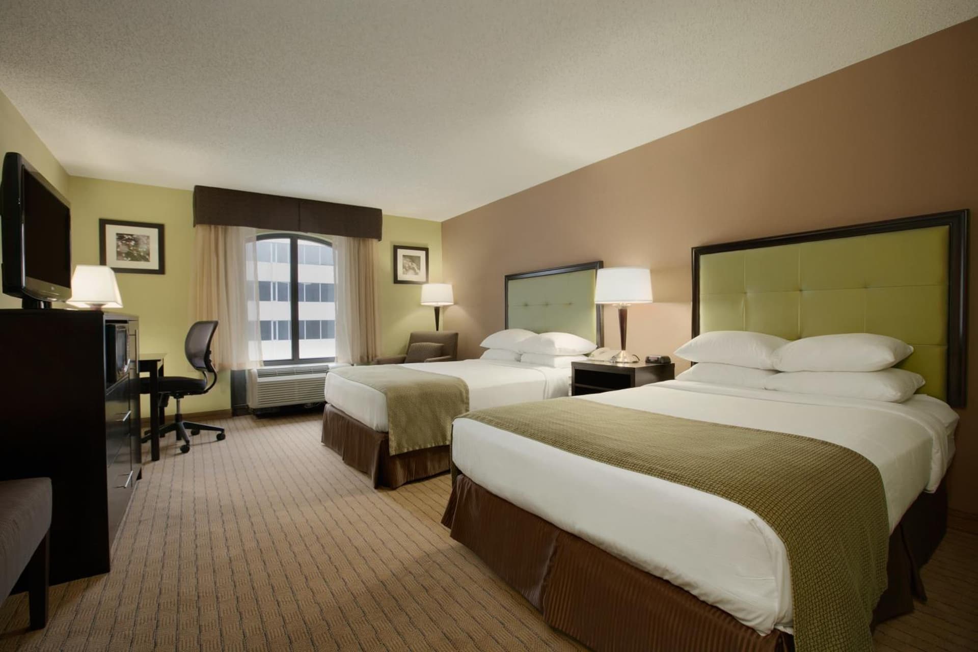 Days Inn by Wyndham Baltimore Inner Harbor gallery photo in Baltimore, MD — image 19
