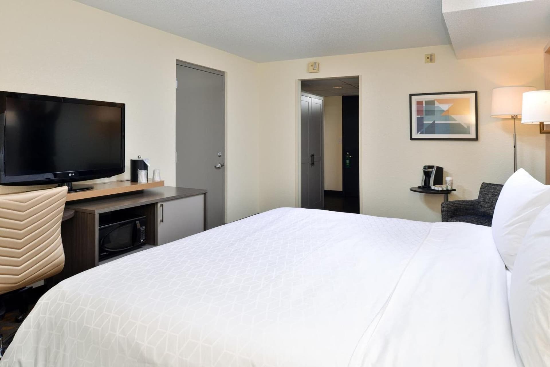 Holiday Inn Hotel & Suites Overland Park-Convention Center by IHG gallery photo in Overland Park, KS — image 29