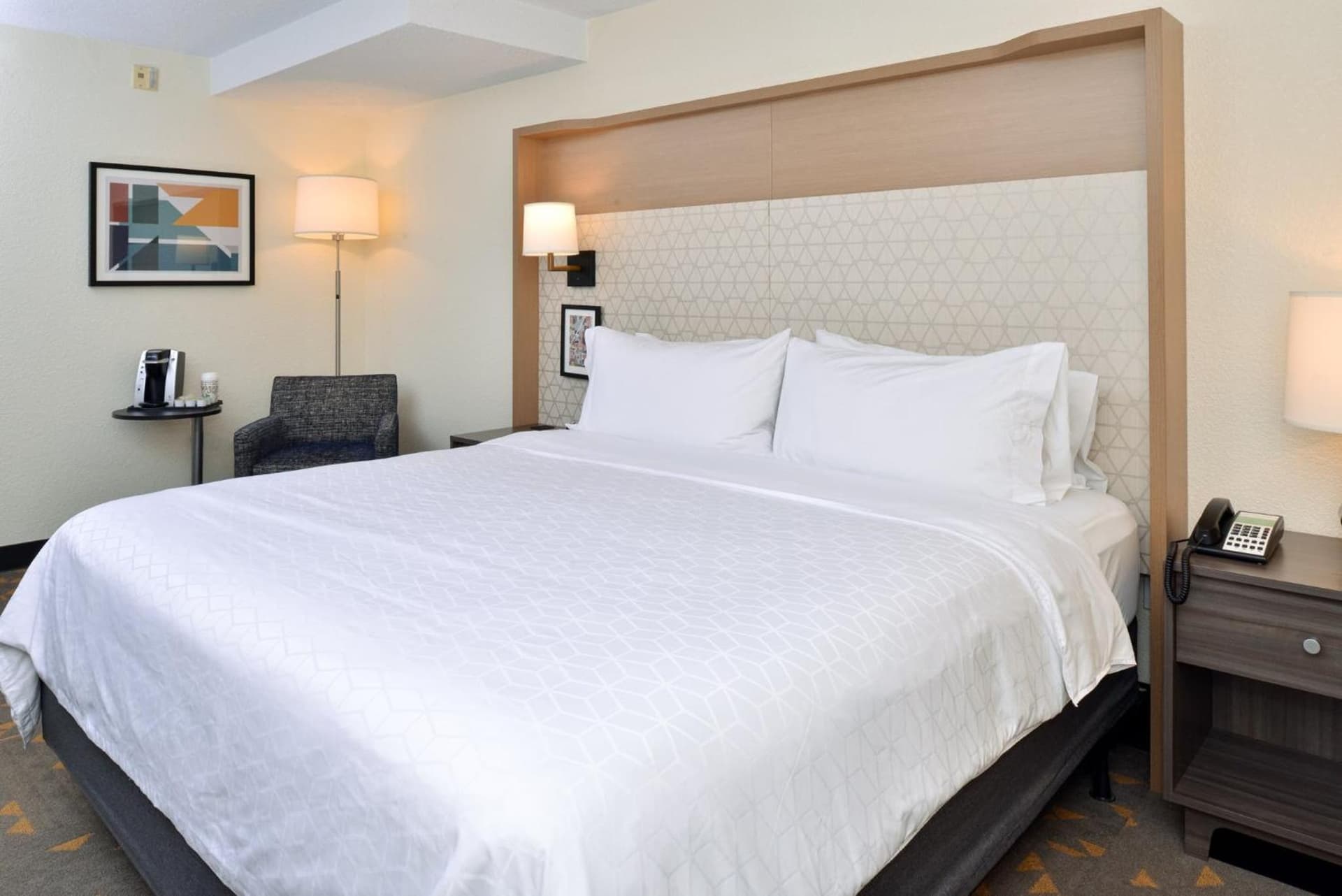 Holiday Inn Hotel & Suites Overland Park-Convention Center by IHG gallery photo in Overland Park, KS — image 57