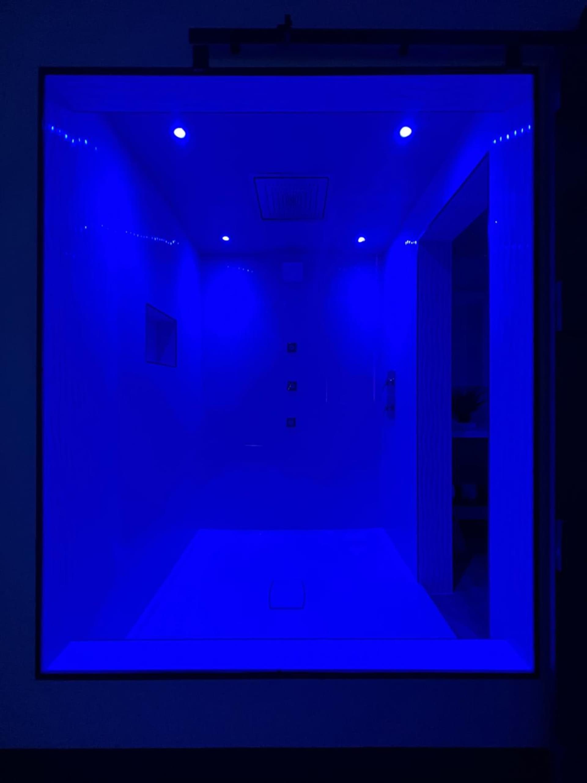 Imperial Suites, Adults Only gallery photo in Jackson, MS — image 15