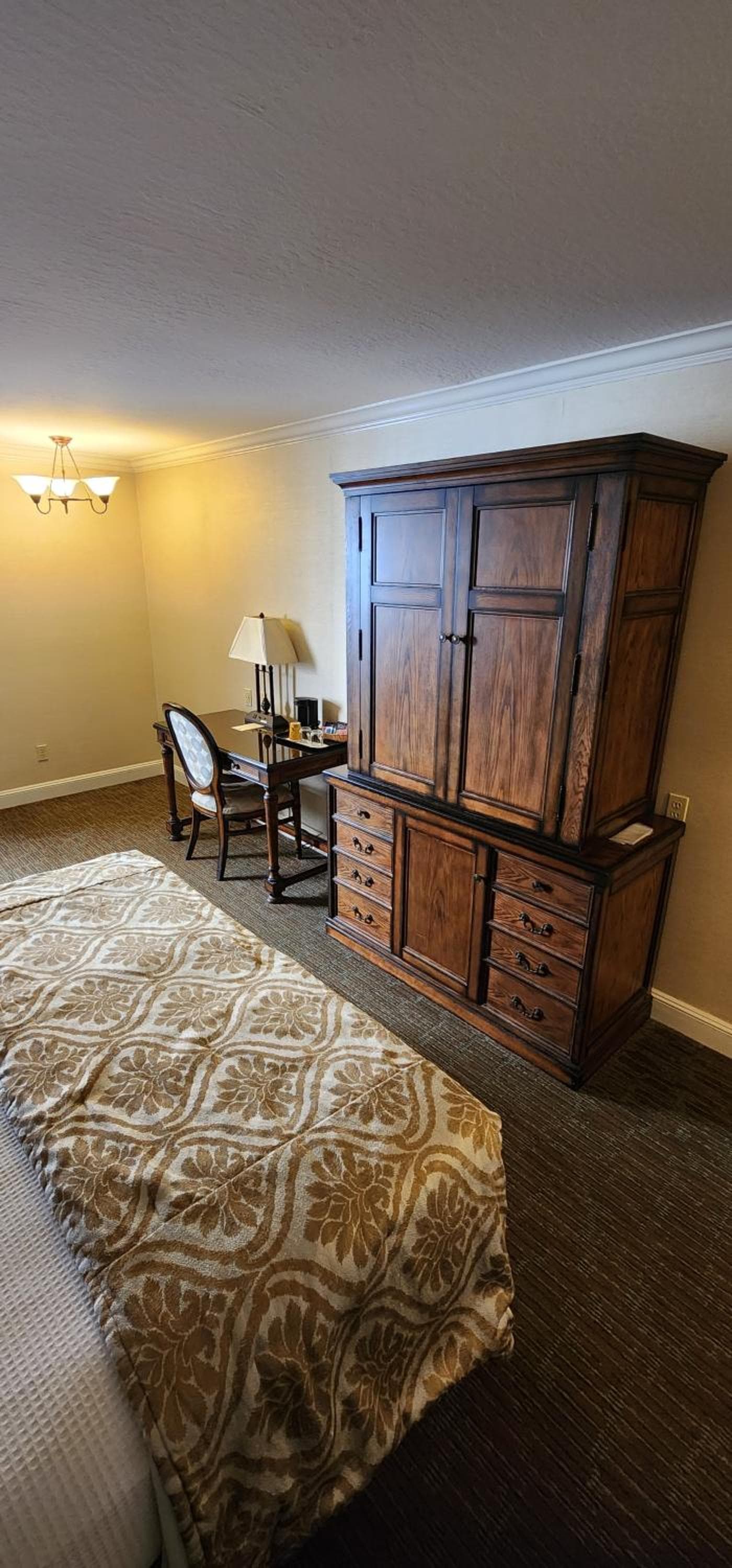Chelsea Inn interior in San Francisco, CA — gallery photo 2