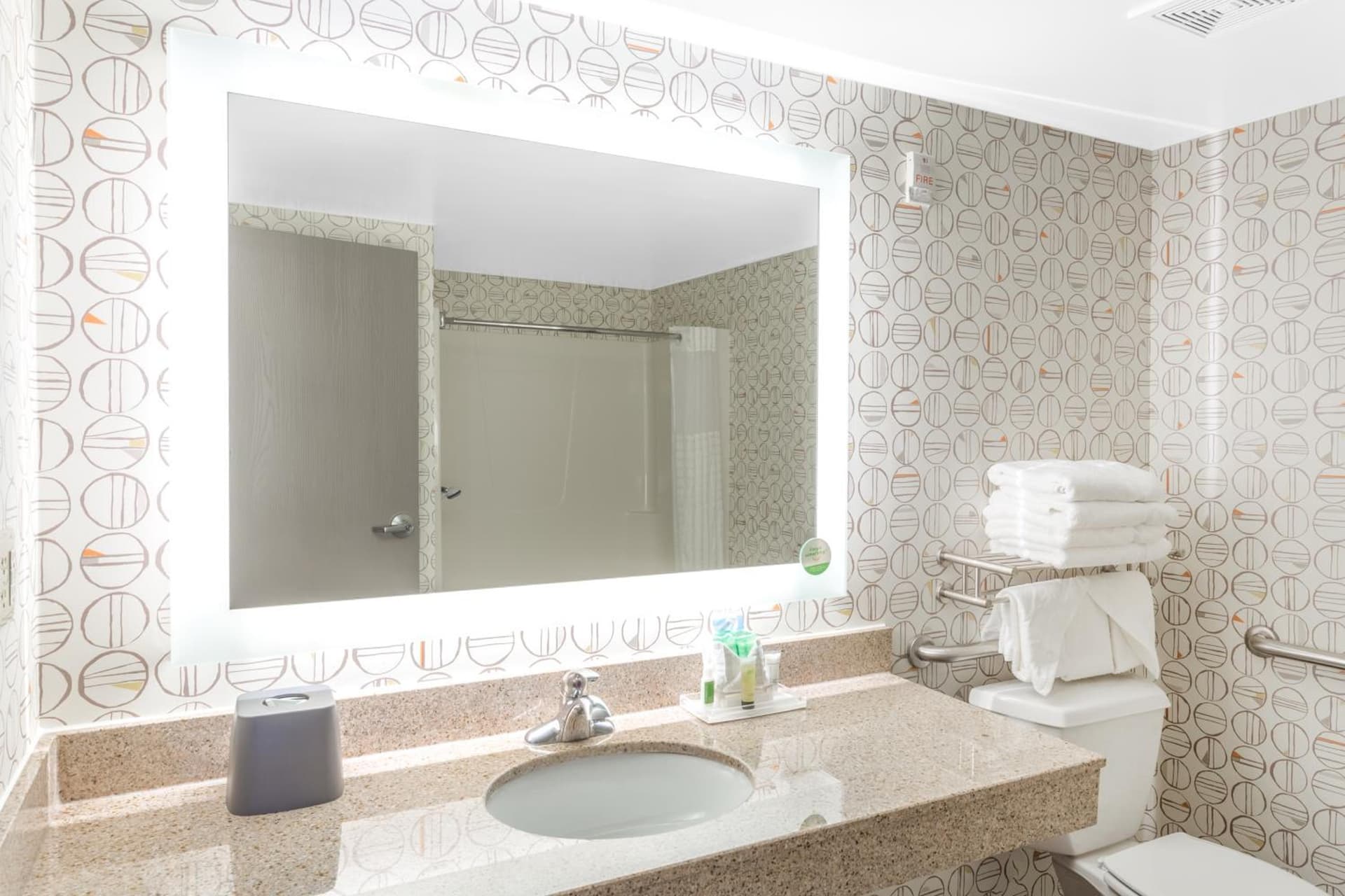 Holiday Inn Rockford I-90&Rt 20 State St by IHG gallery photo in Rockford, IL — image 5
