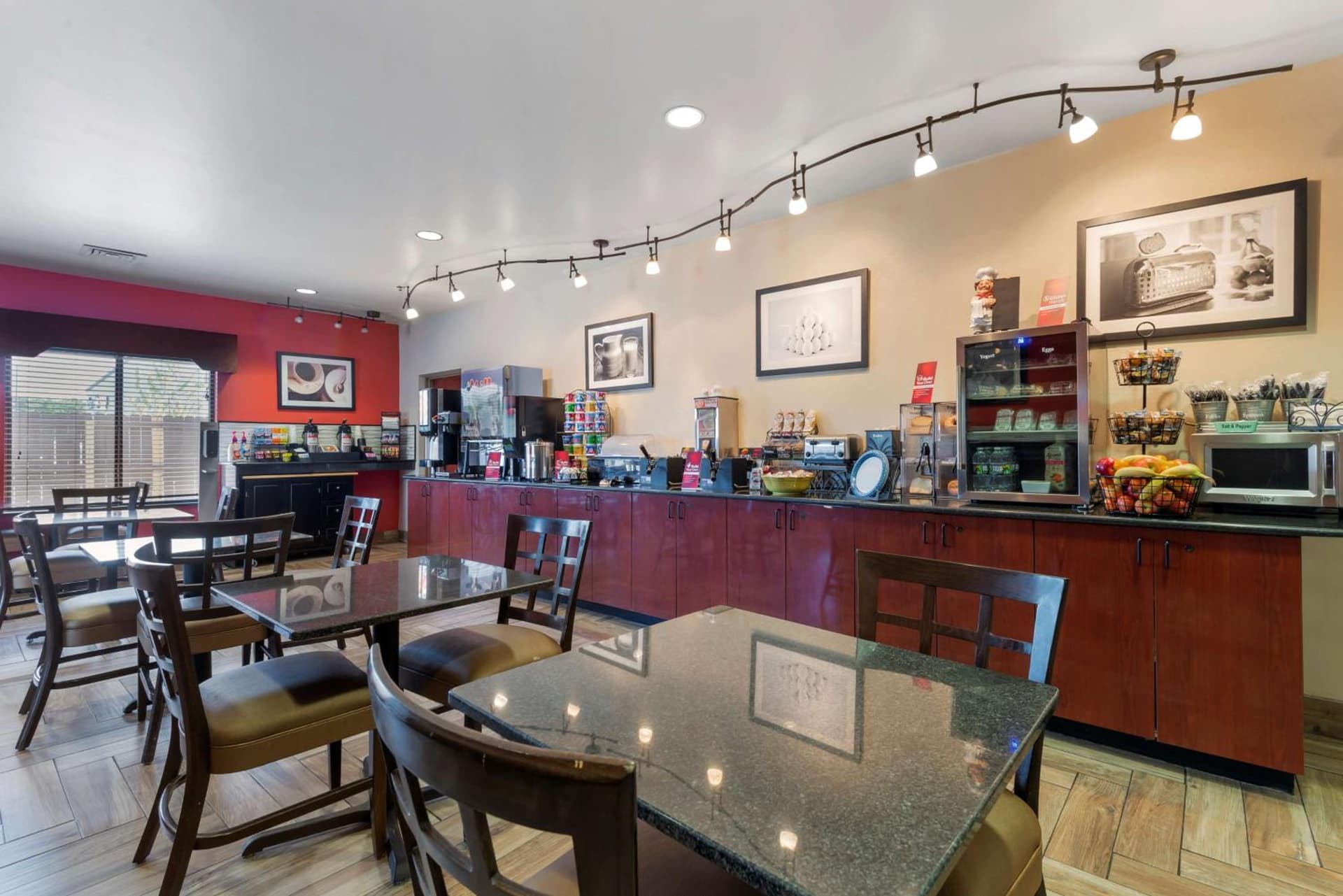 Best Western Plus Suites Greenville gallery photo in Greenville, NC — image 16