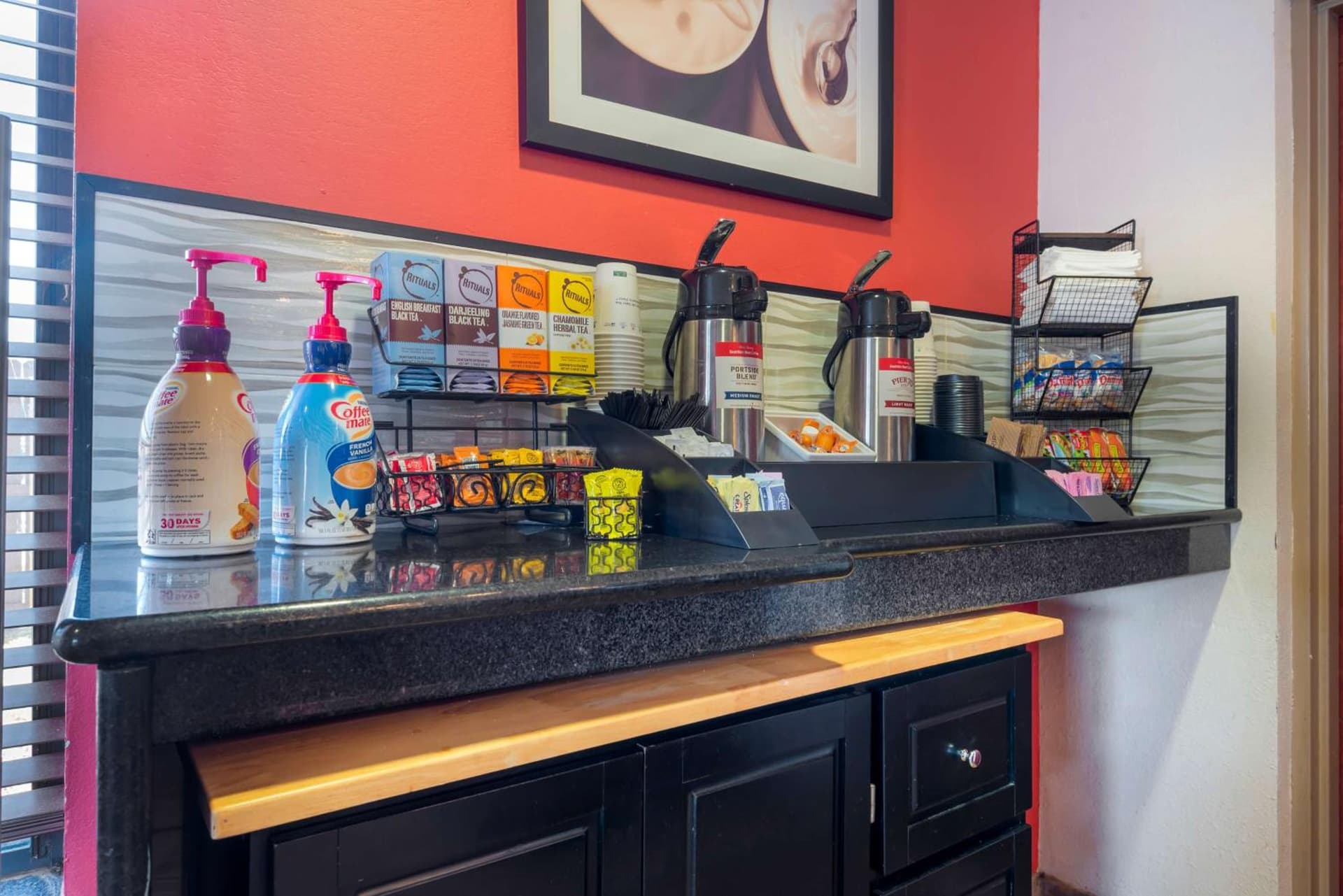 Best Western Plus Suites Greenville gallery photo in Greenville, NC — image 12