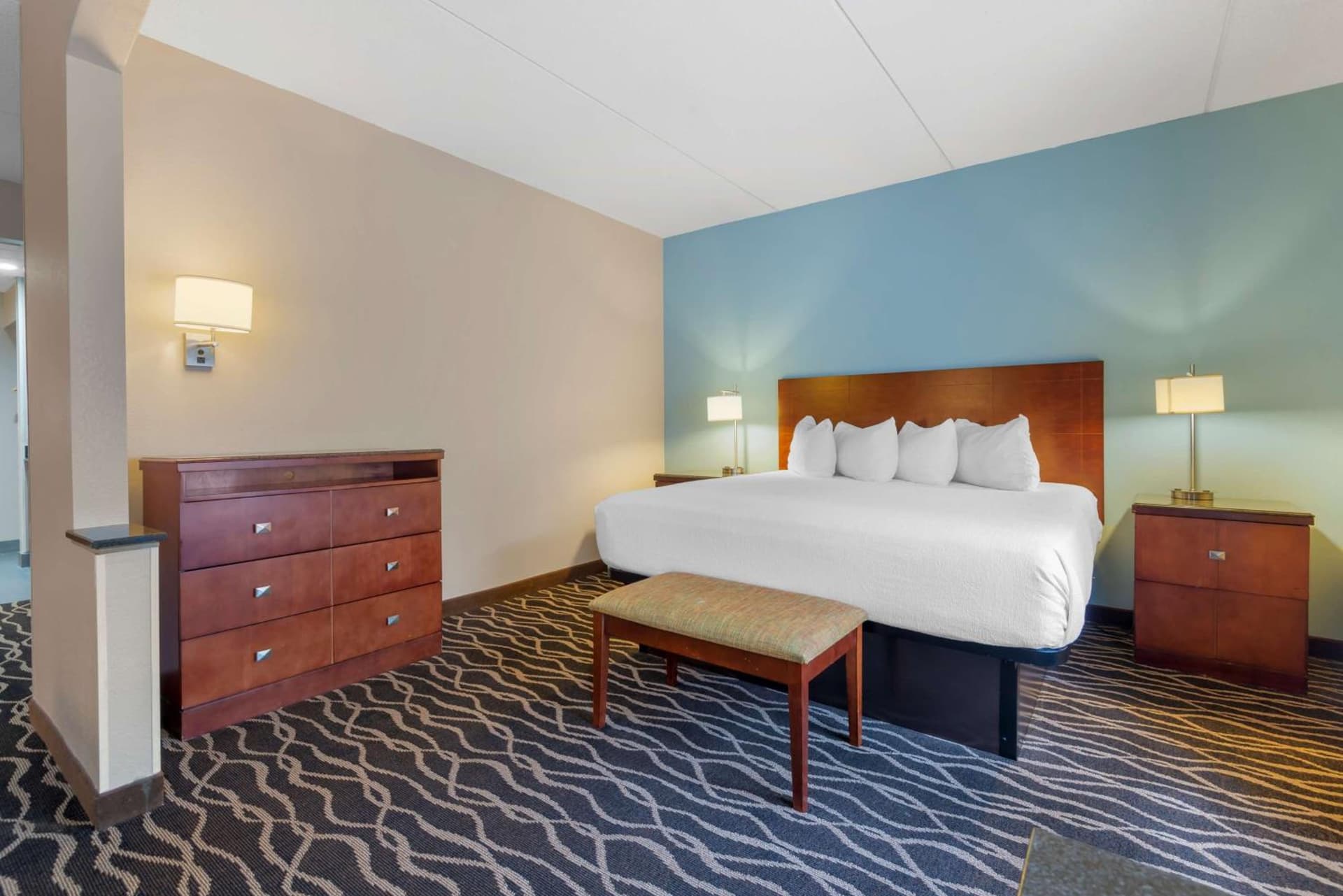 Best Western Plus Suites Greenville gallery photo in Greenville, NC — image 17