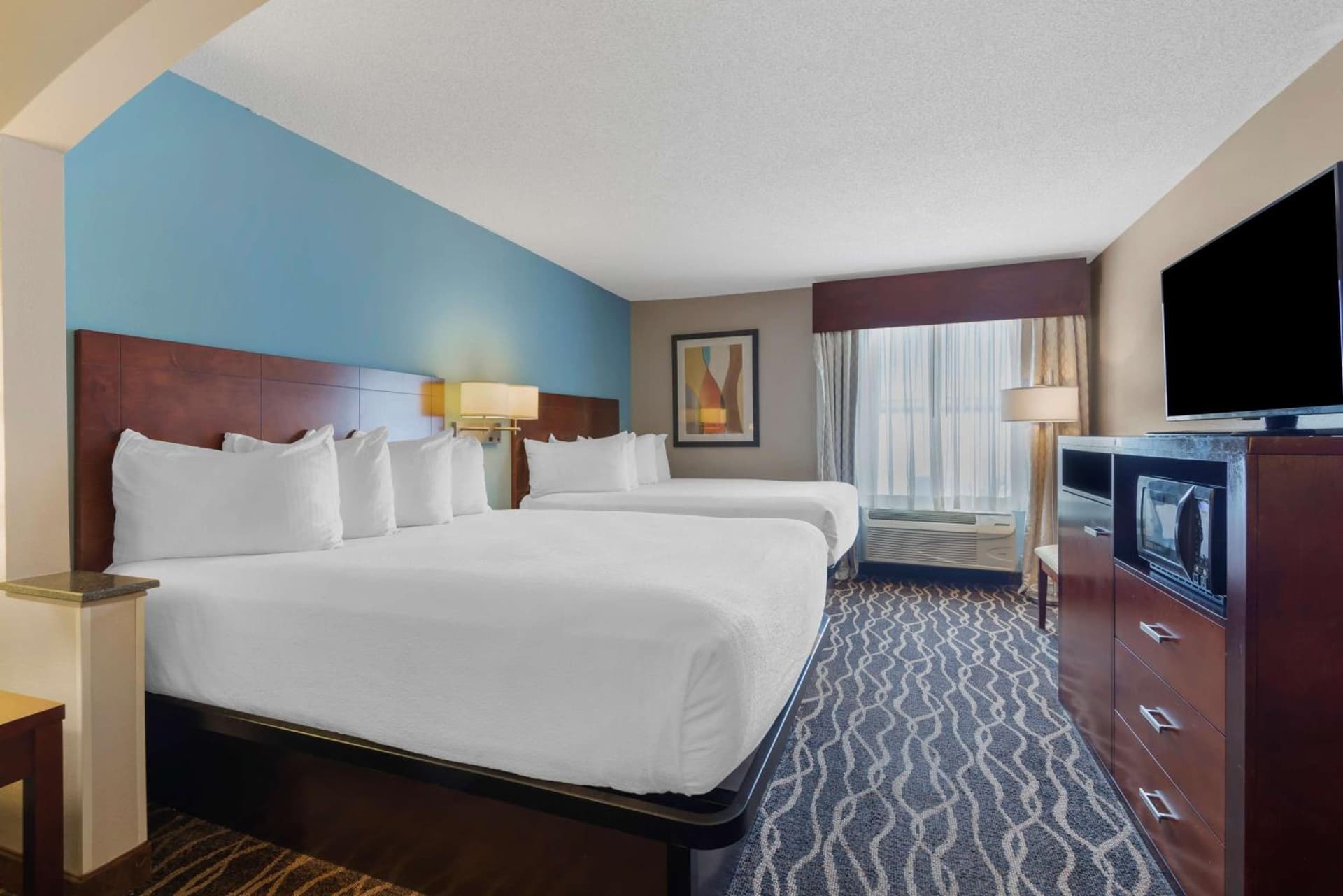 Best Western Plus Suites Greenville gallery photo in Greenville, NC — image 9
