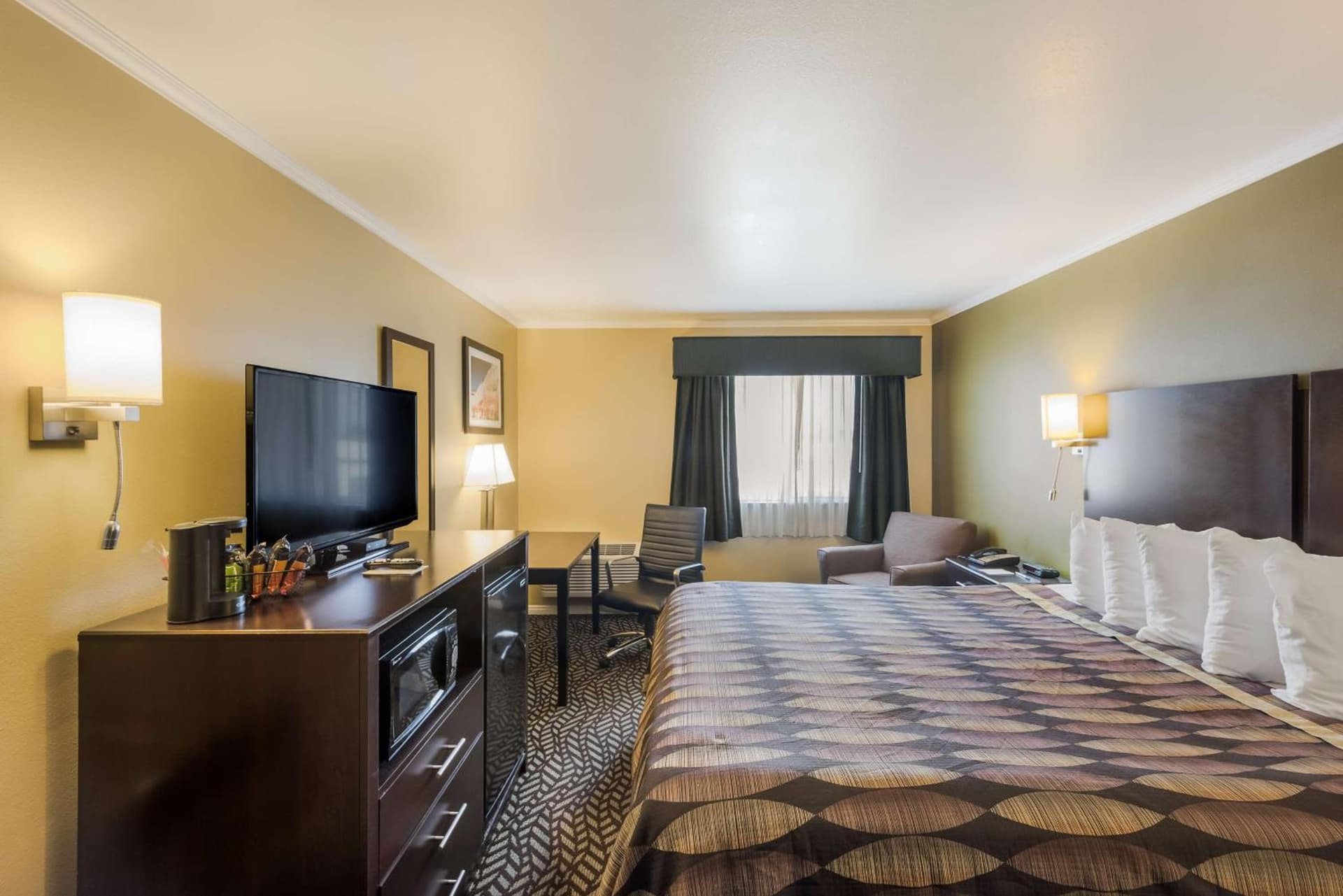 Best Western Richfield Inn property views in Richfield, UT — gallery photo 3