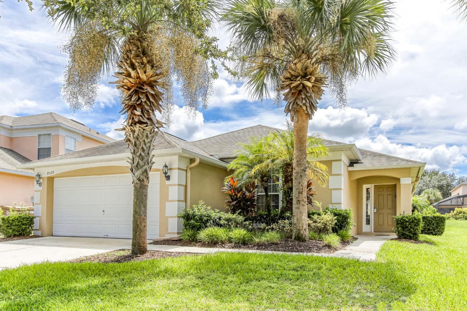 Isle of Tranquility - 4 bed resort pool home in Emerald Island featured exterior or lobby in Kissimmee, FL — similar hotel