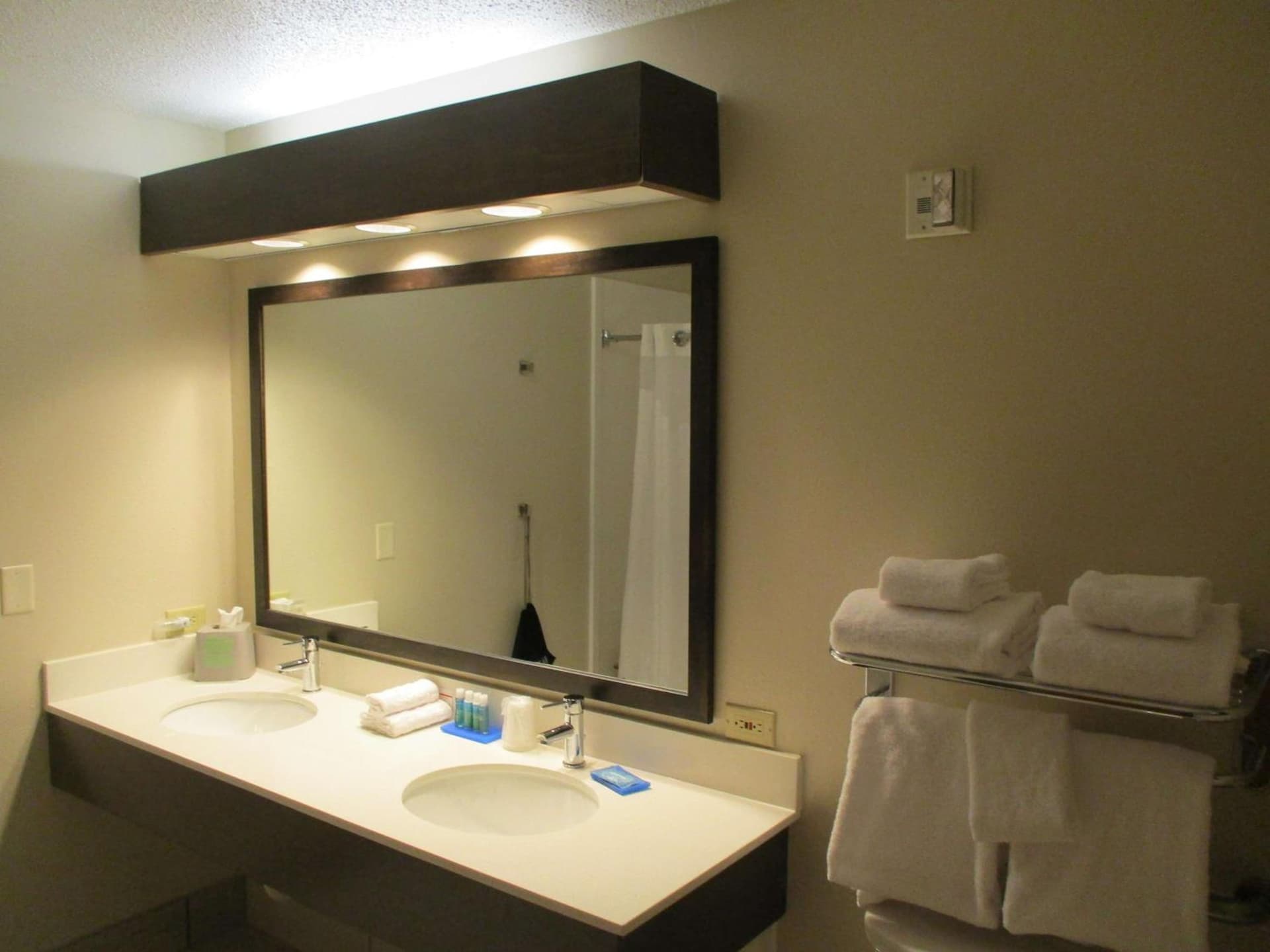 Best Western Plus Hudson I-94 gallery photo in Hudson, WI — image 16