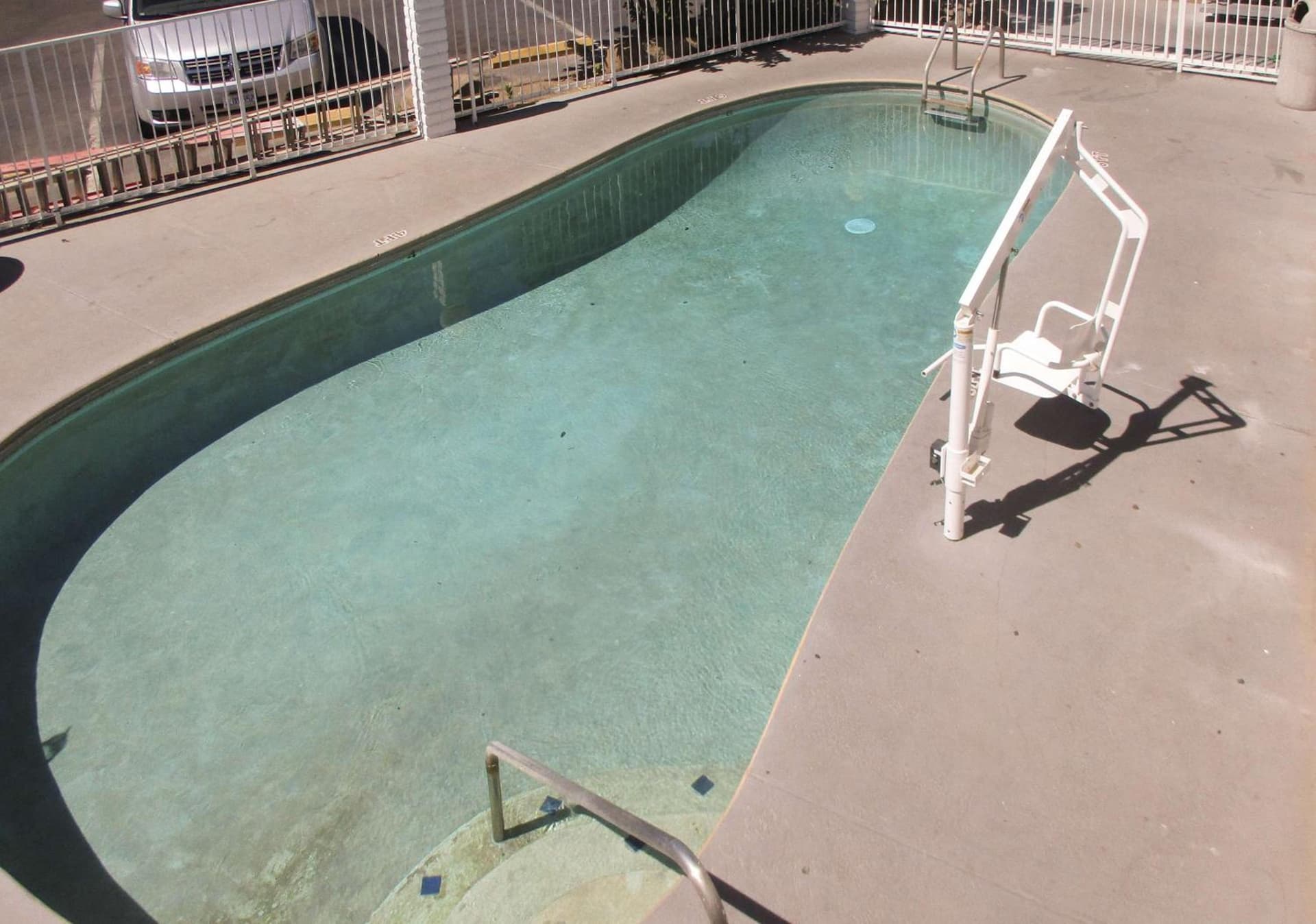 Motel 6-Fresno, CA property views in Fresno, CA — gallery photo 3