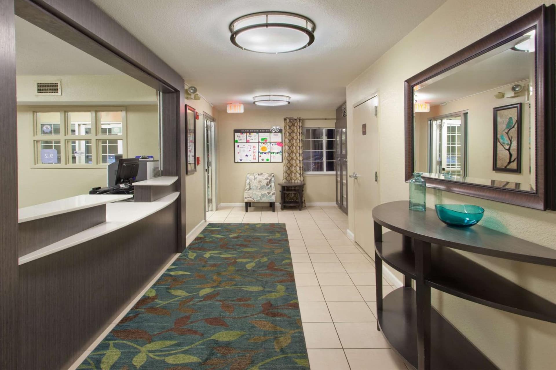 Sonesta Simply Suites Atlanta Gwinnett Place interior in Duluth, GA — gallery photo 2