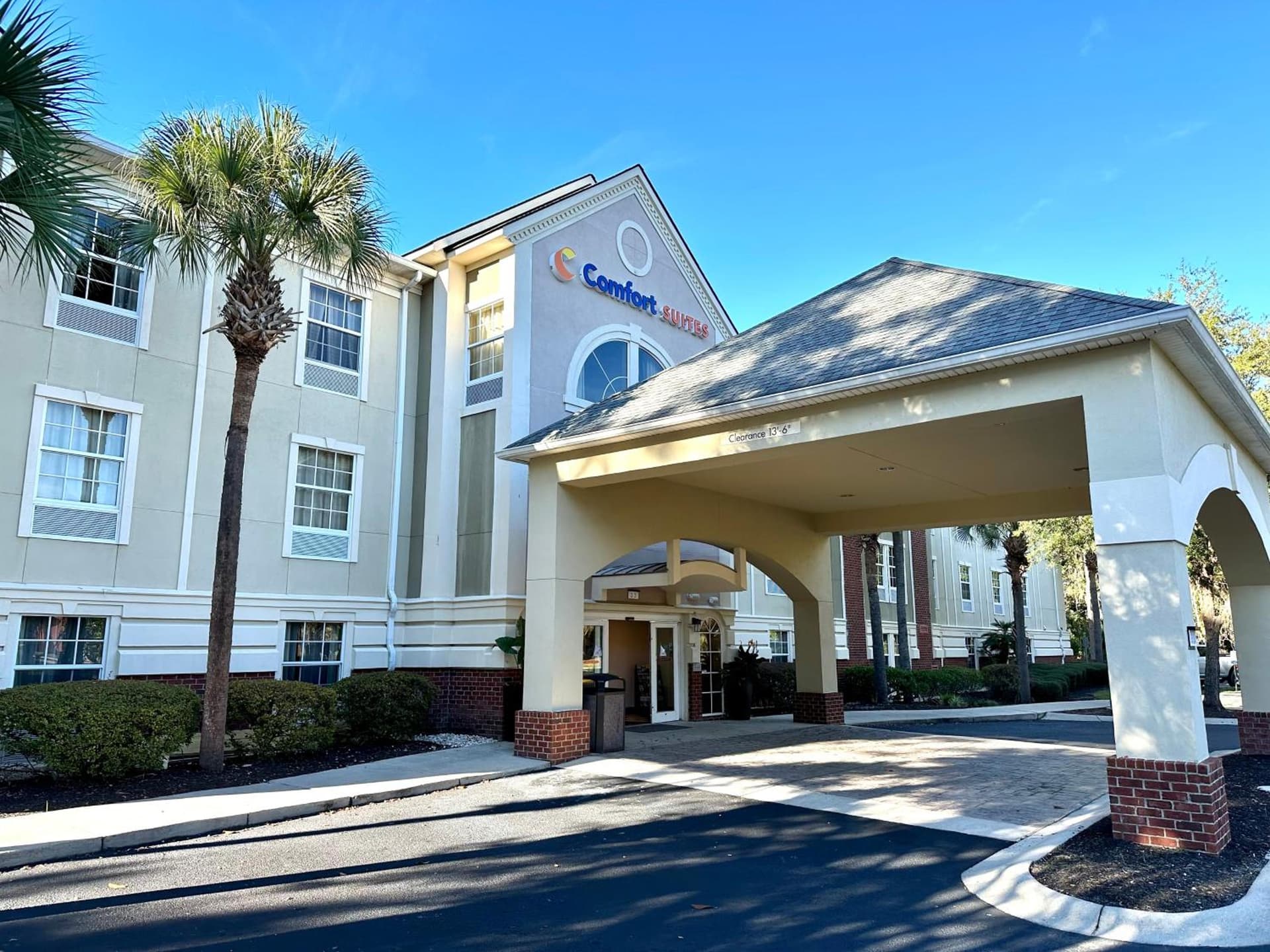 Spark by Hilton Bluffton Hilton Head Island featured exterior or lobby in Bluffton, SC — similar hotel