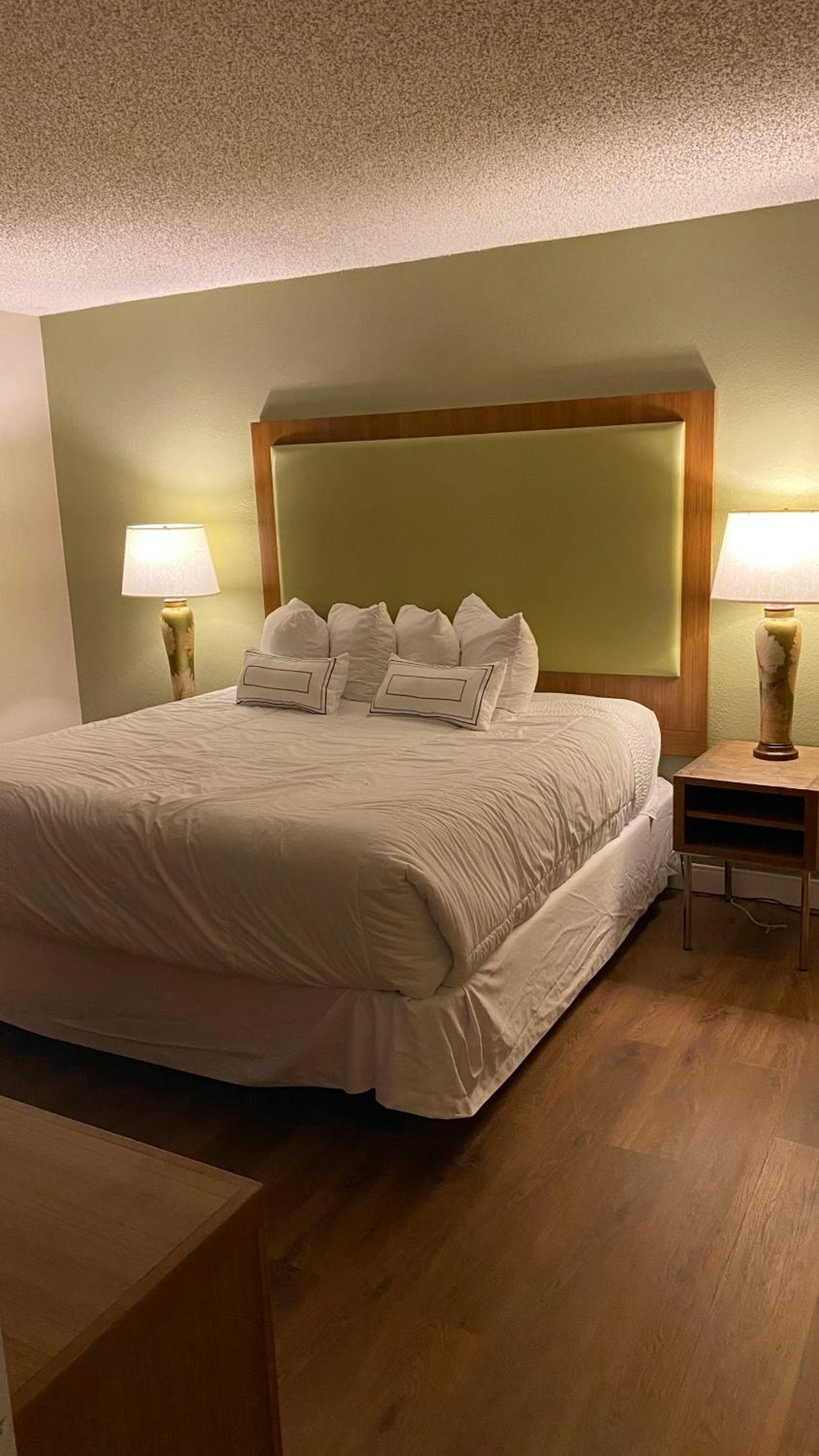 Baymont Inn by Wyndham Odessa University Area gallery photo in Odessa, TX — image 11