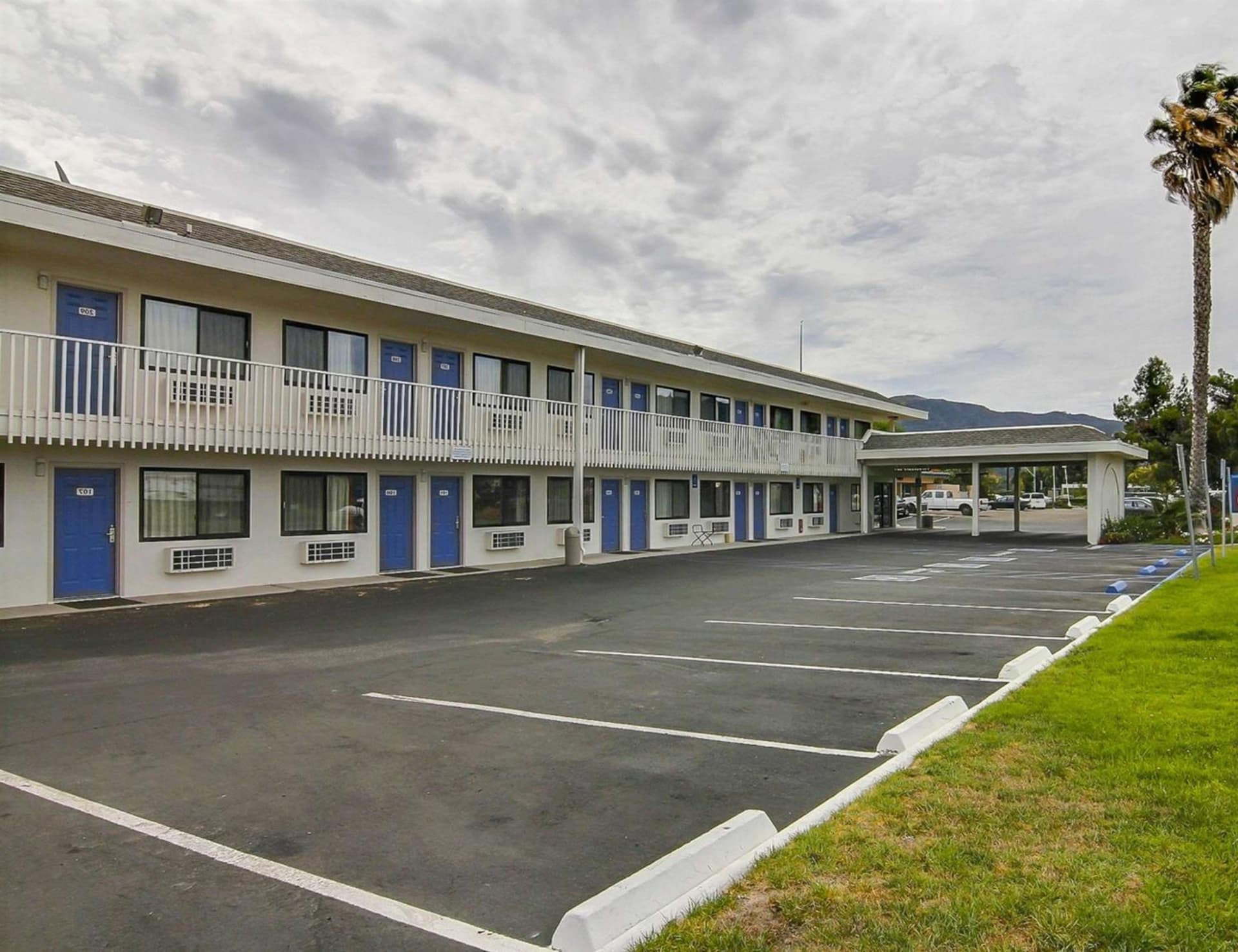 Motel 6-Buellton, CA - Solvang Area property views in Buellton, CA — gallery photo 3